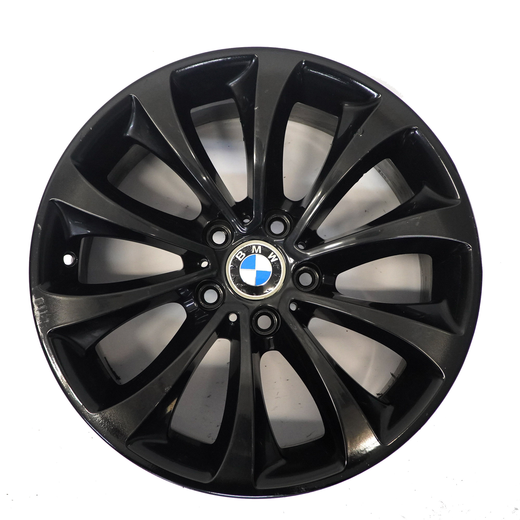 BMW F10 F11 F12 Czarna Felga Aluminiowa 18" 8J ET:30 Wzór Turbiny 6857665