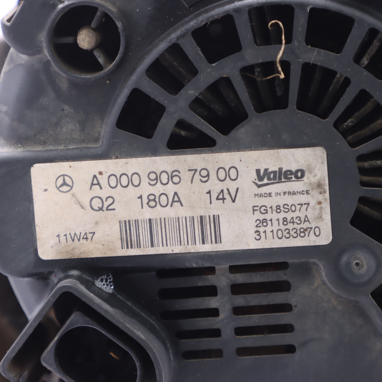 Mercedes W204 W212 Diesel OM651 Alternator Valeo 180A A0009067900