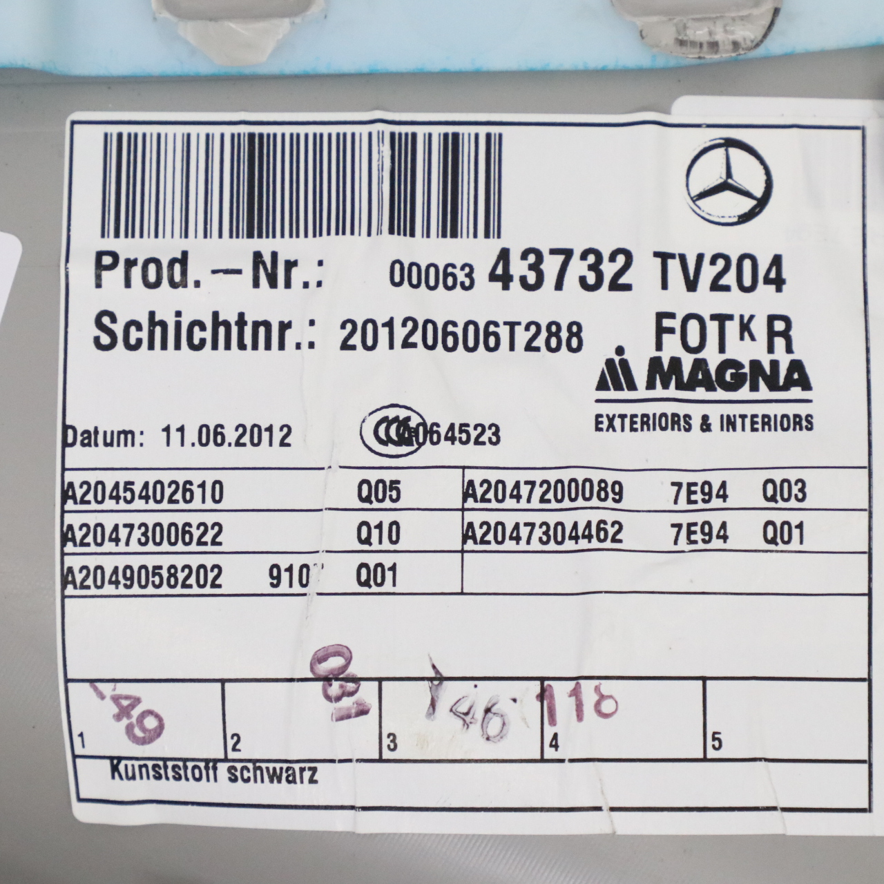 Mercedes W204 Boczek Panel Drzwi Prawy Tylny Beżowy A2047304462