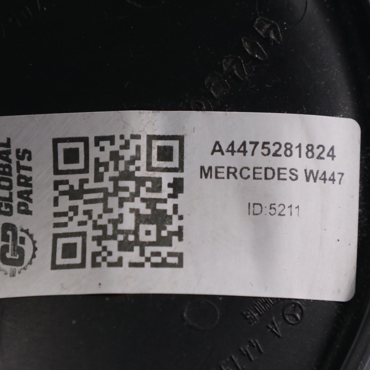 Mercedes W447 OM622 Przewód Kanał Rura Powietrza A4475281824