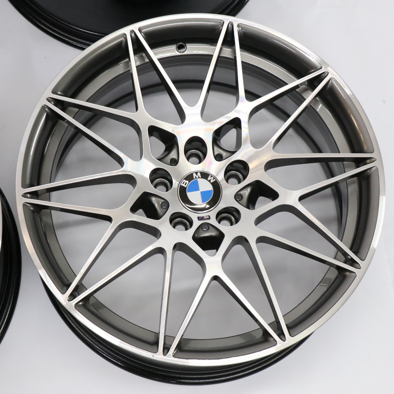 BMW F80 M3 Komplet Felg Aluminiowych 20" M Star Spoke 666 9J/10J 2287501