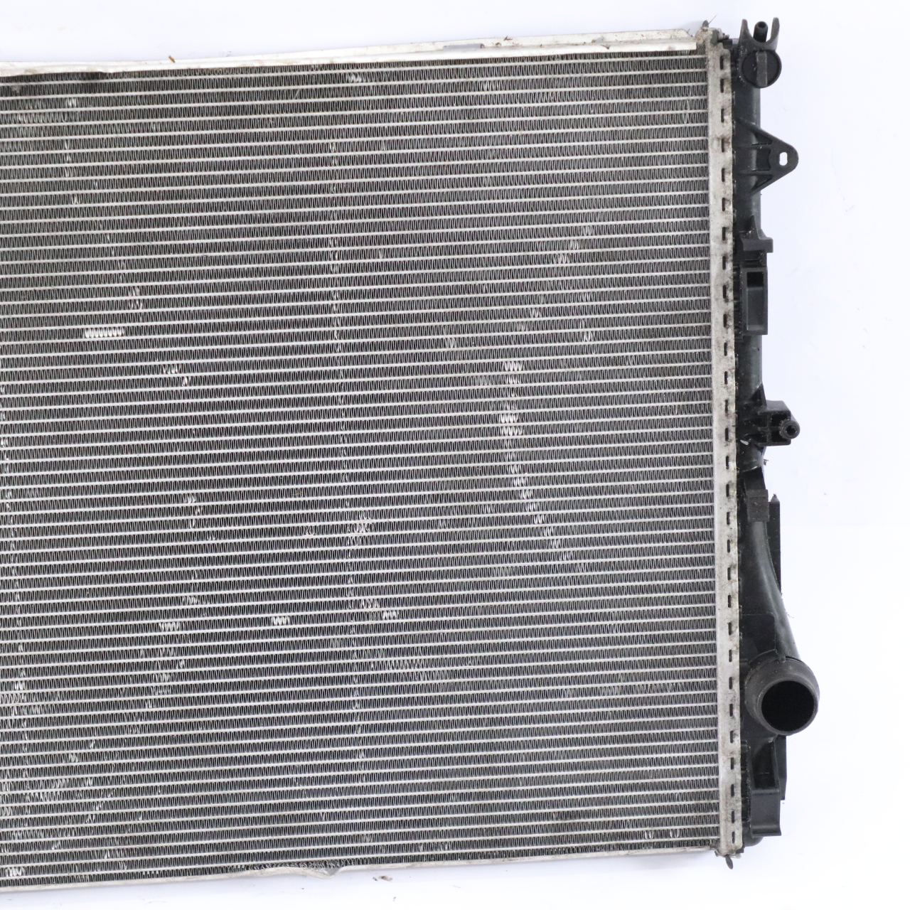 Mercedes W213 OM654 Diesel Radiator Chłodnica Silnika A0995007100