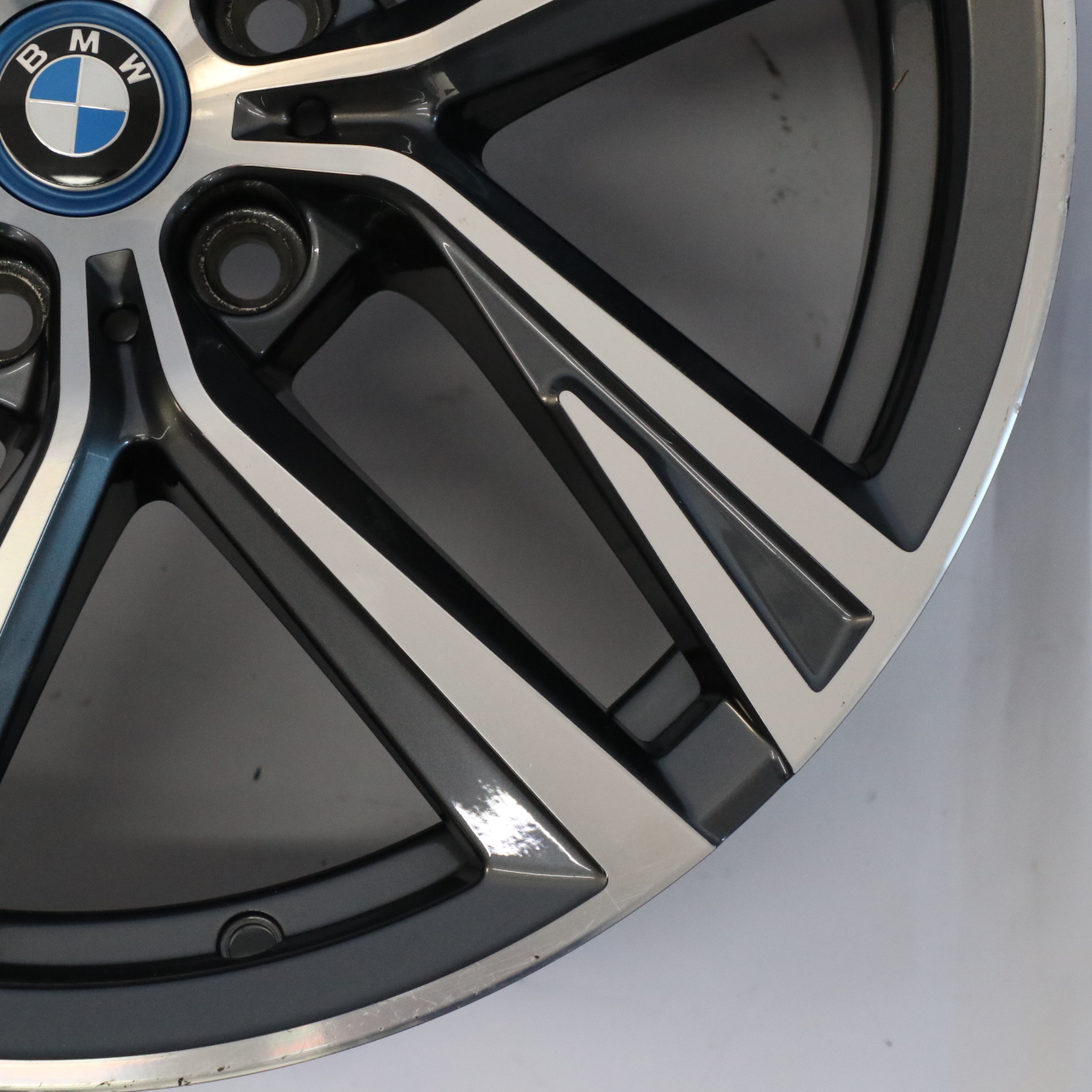 BMW 4 i4 G26 Wheel Rim Alloy 18" 8,5J ET:36 Double Spoke 853 6896768