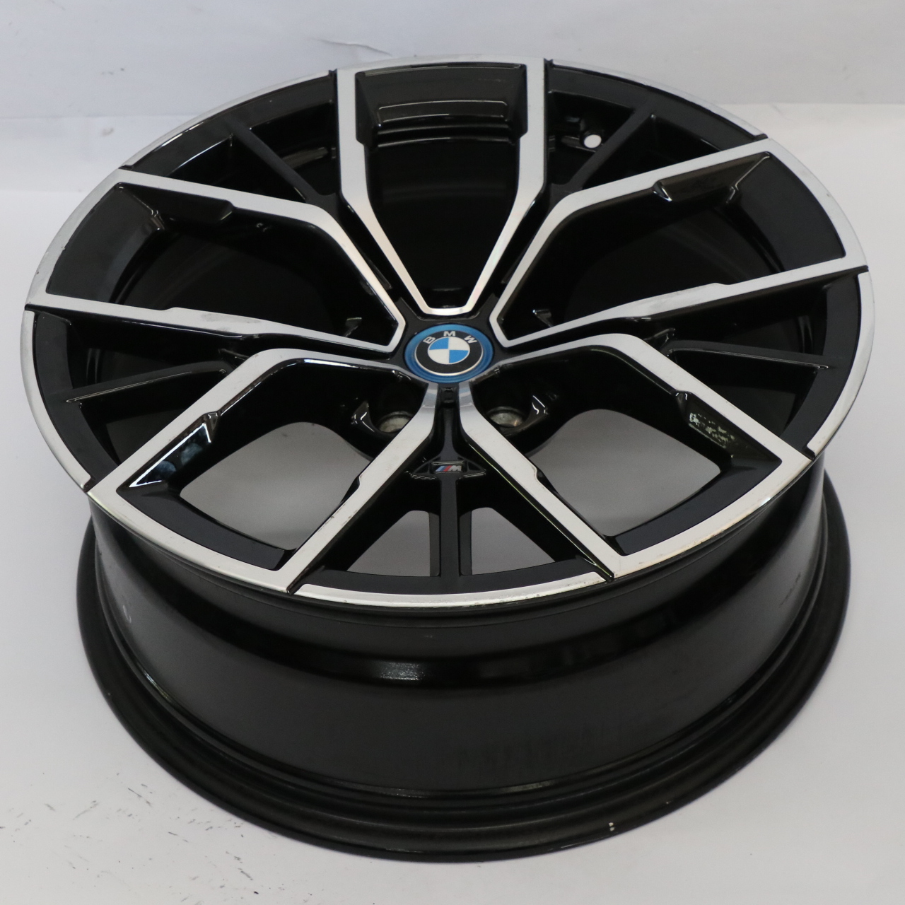 BMW G30 G31 G38 LCI Felgi Aluminiowe 19" 8J ET:30 Y-Spoke 845M 8747405