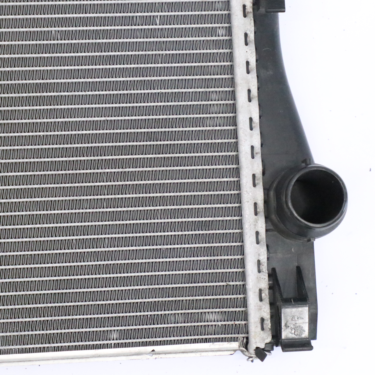 Mercedes W205 W213 C238 Chłodnica Wody Silnika Radiator A0995002203