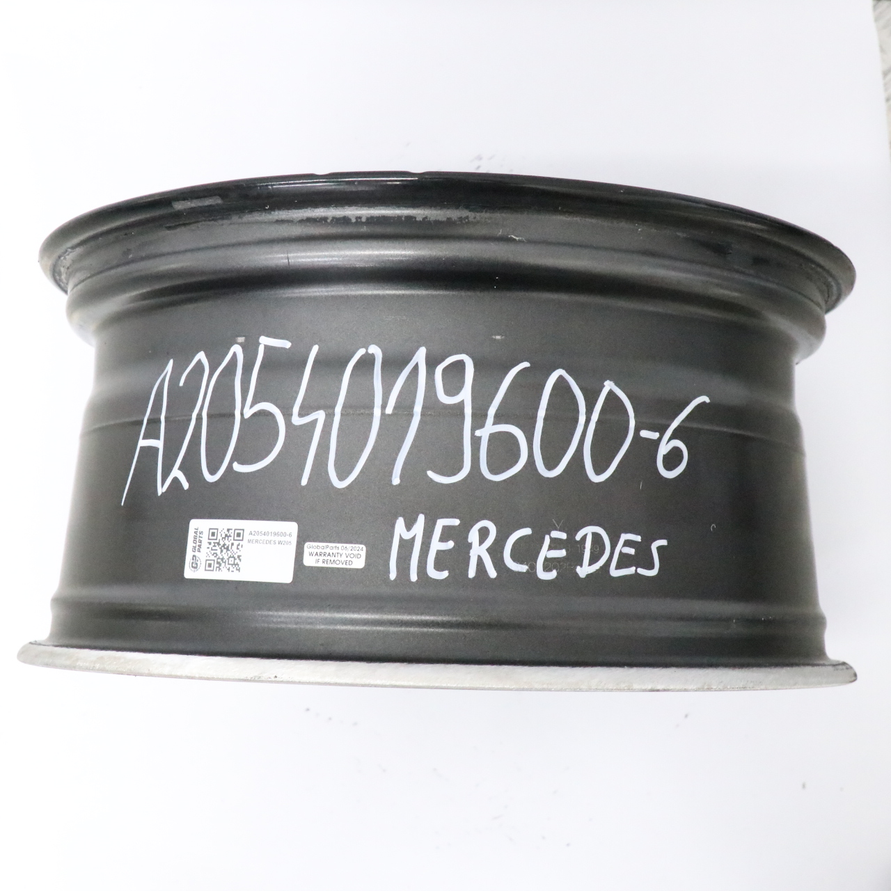 Mercedes W205 AMG Tylna Felga Aluminiowa 18" ET:49 8,5J A2054019600