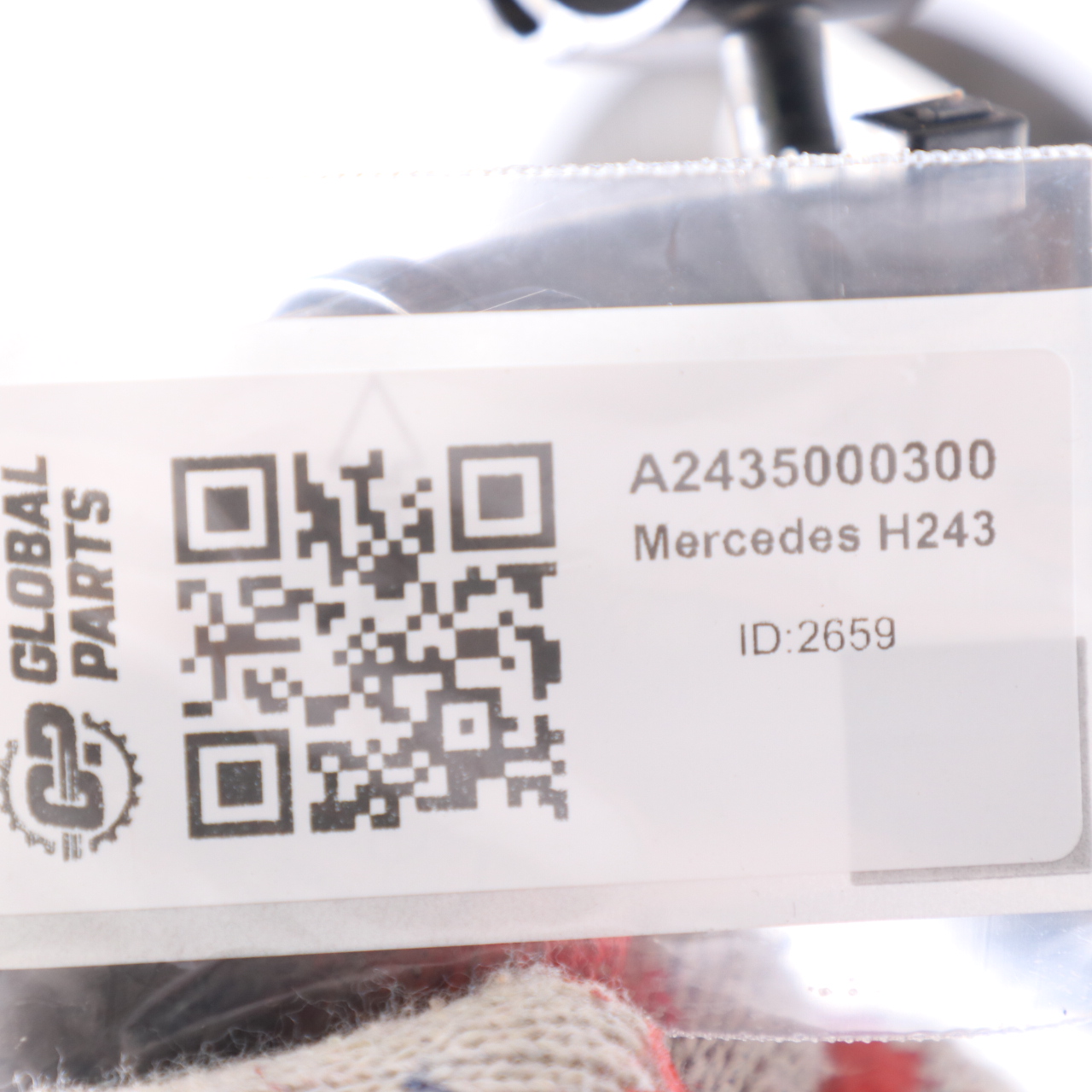 Mercedes EQA350 H243 Wąż układu chłodzenia napędu elektrycznego A2435000300