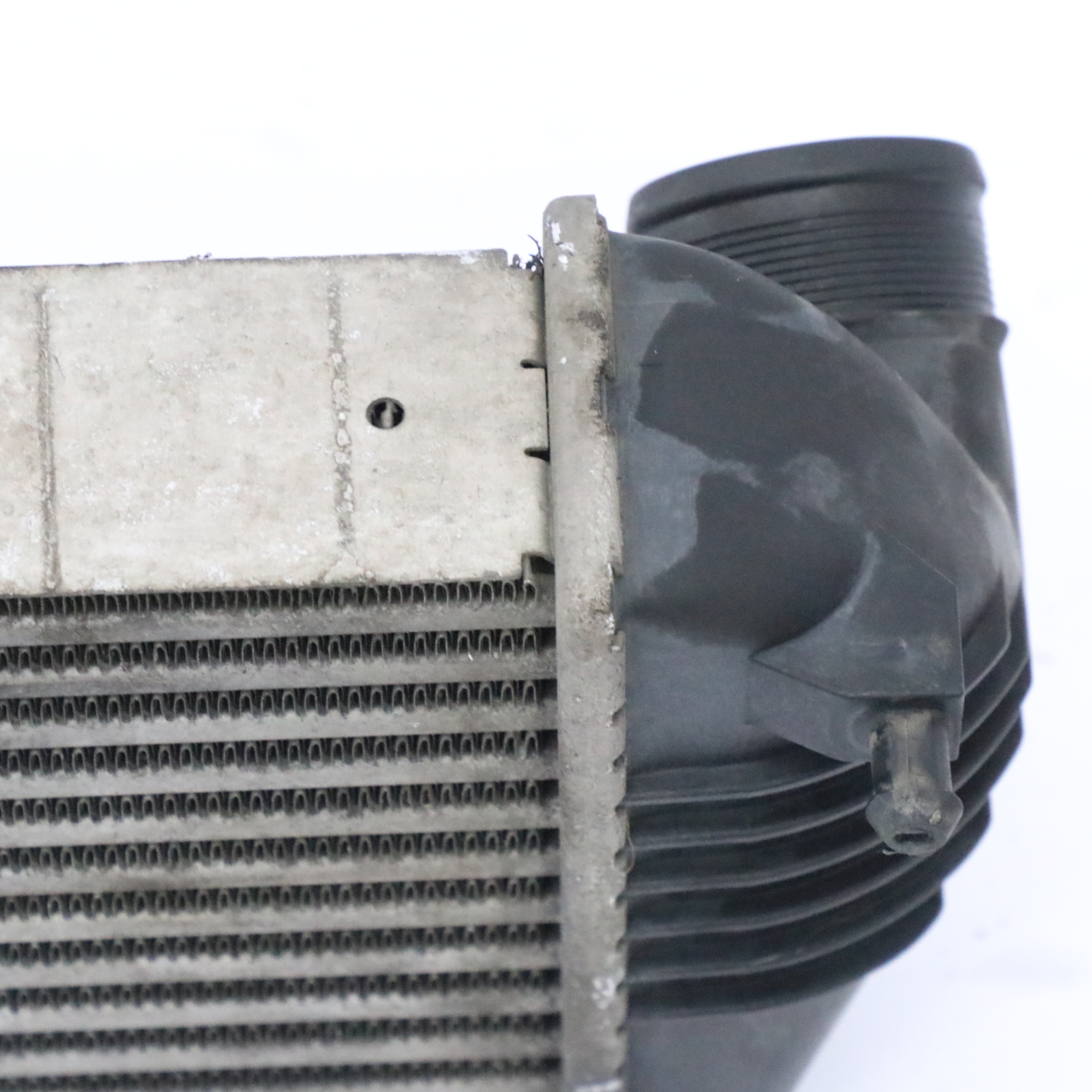 Audi A6 C6 FL Chłodnica Intercooler  4F0145805AD