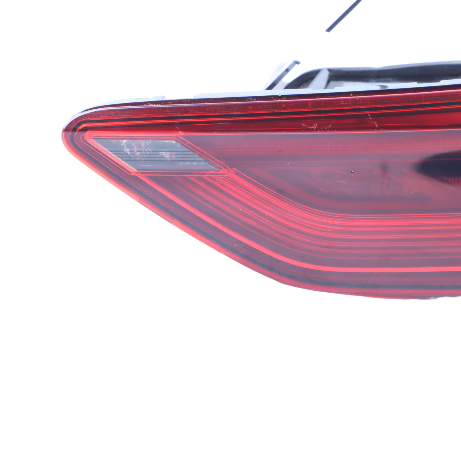 VW Golf 8 CD1 Tylne Lampa LED Klapy Bagażnika Wewnętrzna Prawa 5H0945094D