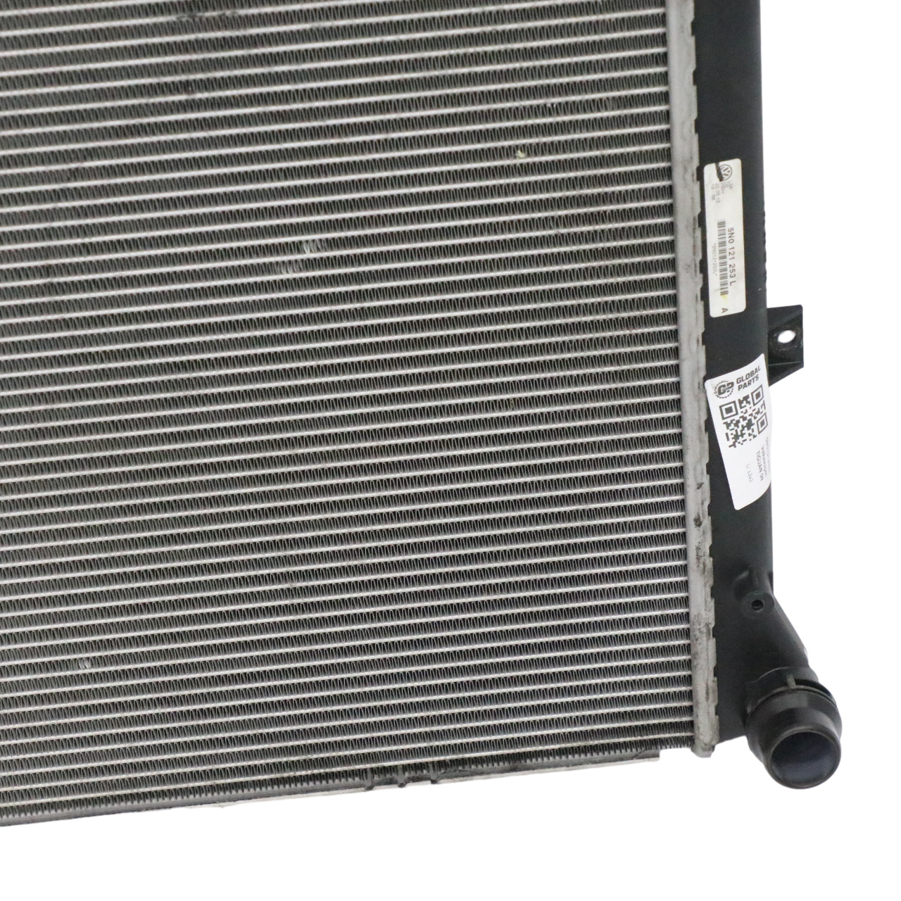 Volkswagen Tiguan 5N Chłodnica Silnika Radiator 5N0121253L