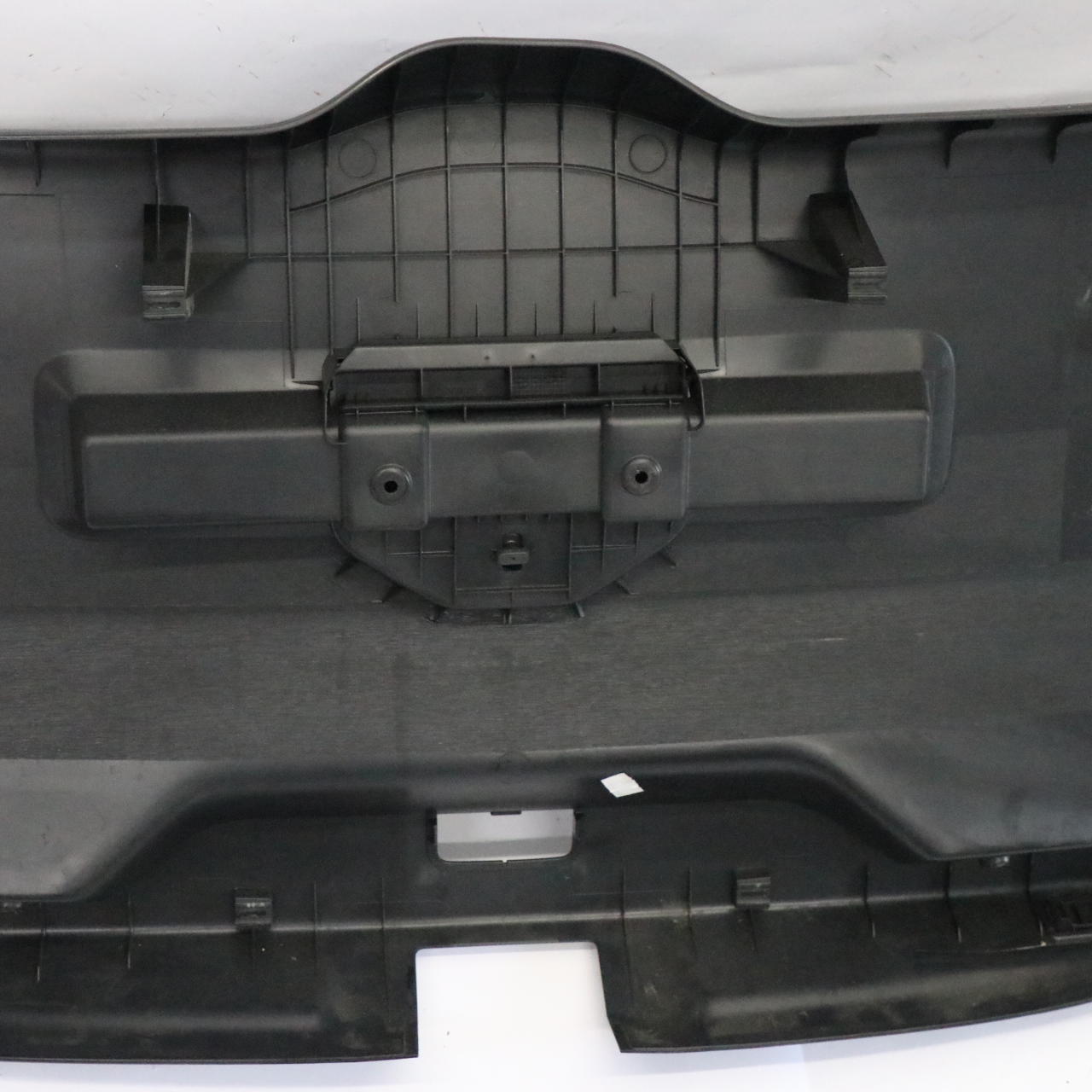 VW Sharan 7N Osłona Panel Tapicerka Bagażnika Tył 7N0867601A