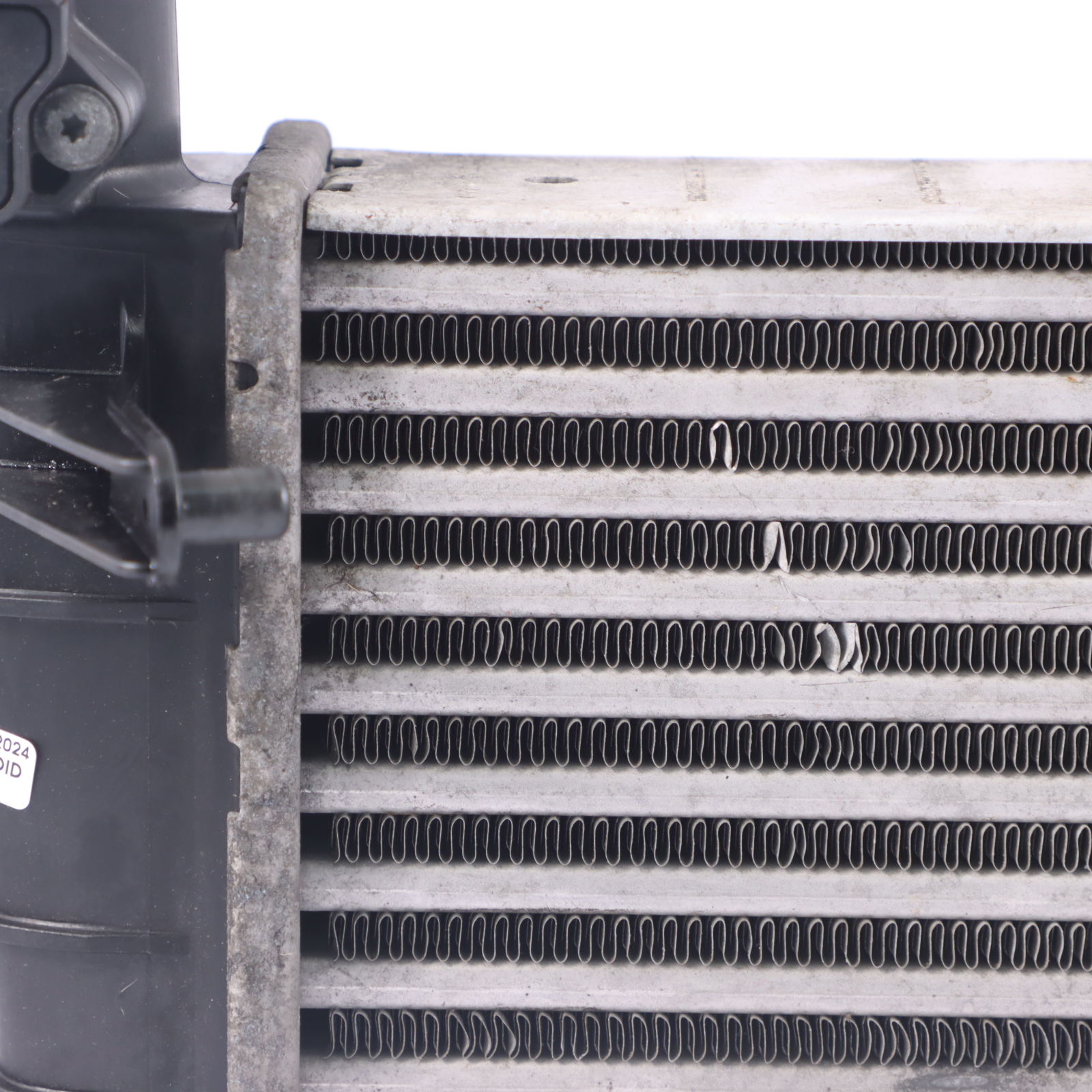 Audi A4 B7 Chłodnica Powietrza Doładowania Lewa Intercooler 8E0145805T