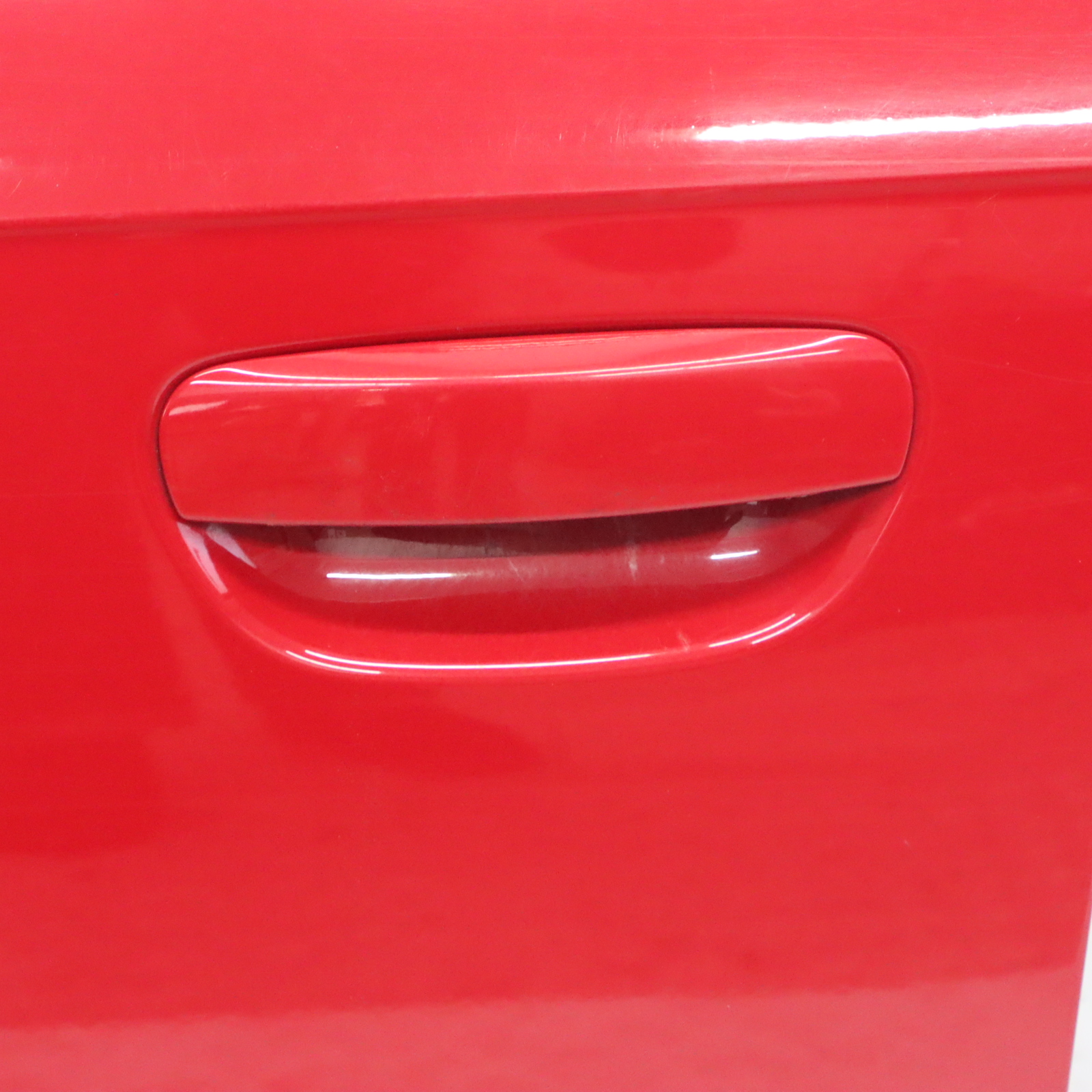 Audi A4 B7 Front Door Left N/S Door Panel Cover Brilliant Red - Y3J