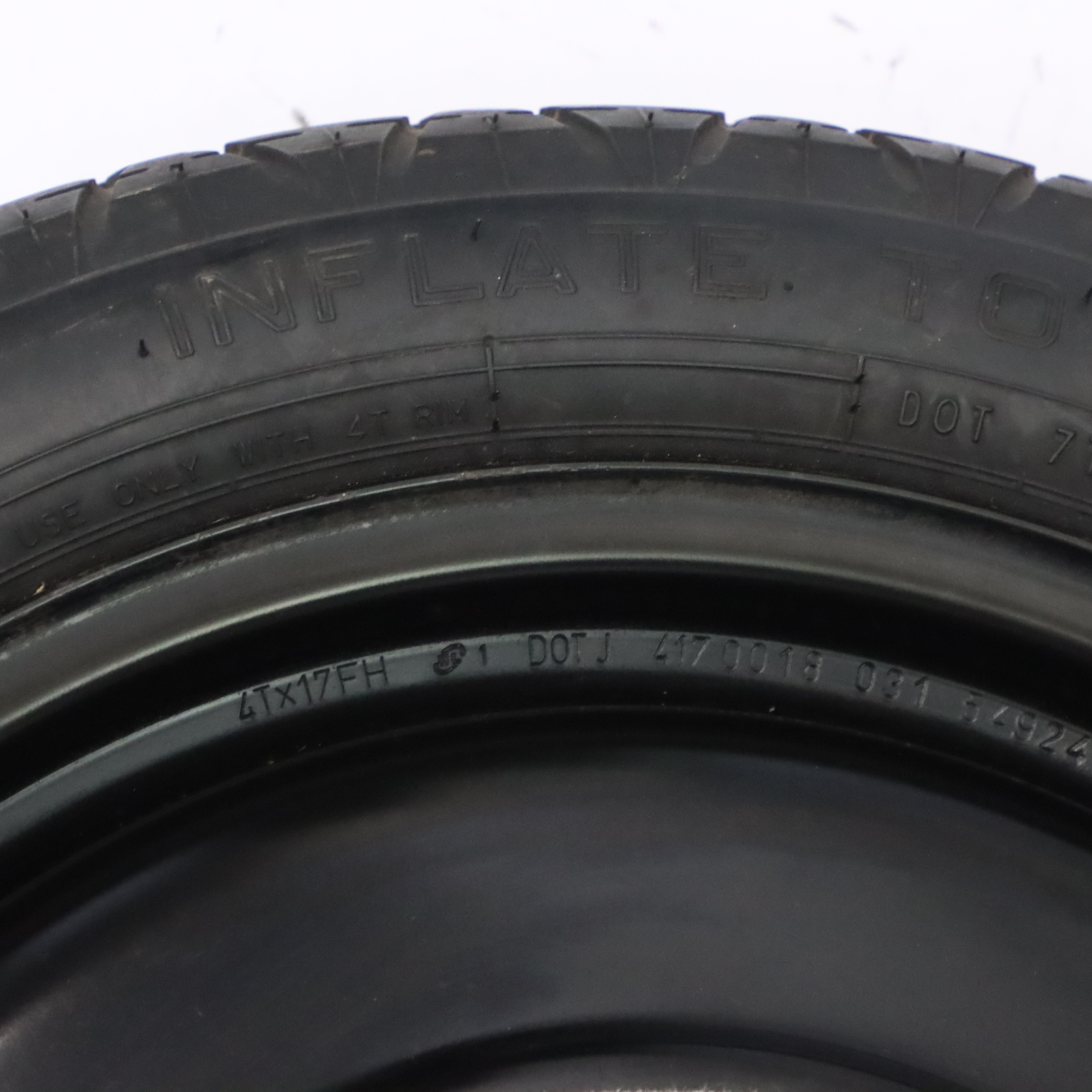 Toyota Avensis T27 Zapasowe Felga Stalowa Dunlop 145/70 17" ET:35 2170603