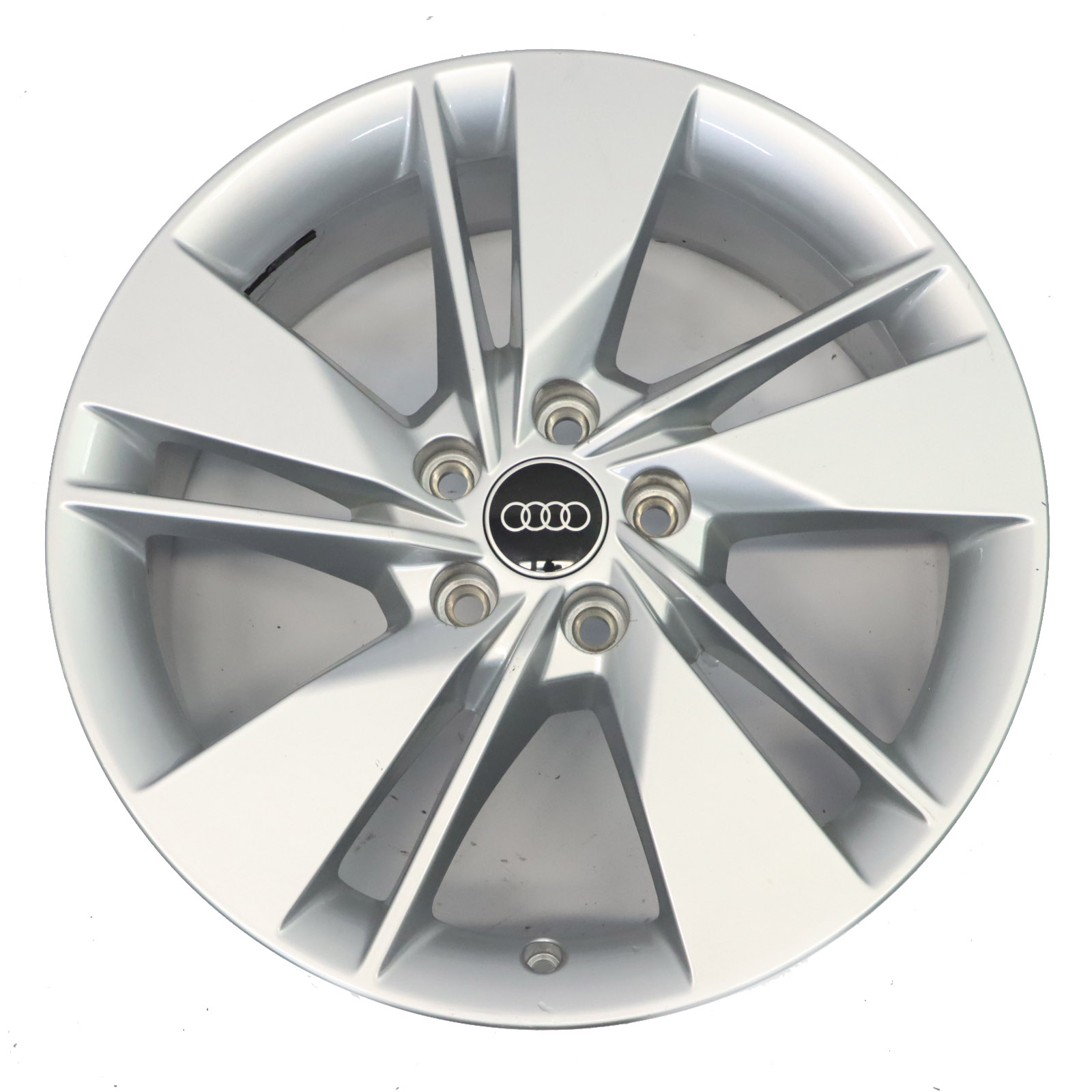 Audi Q2 GA Felga Aluminiowa Srebrna 18" ET:45 7J 81A601025AL