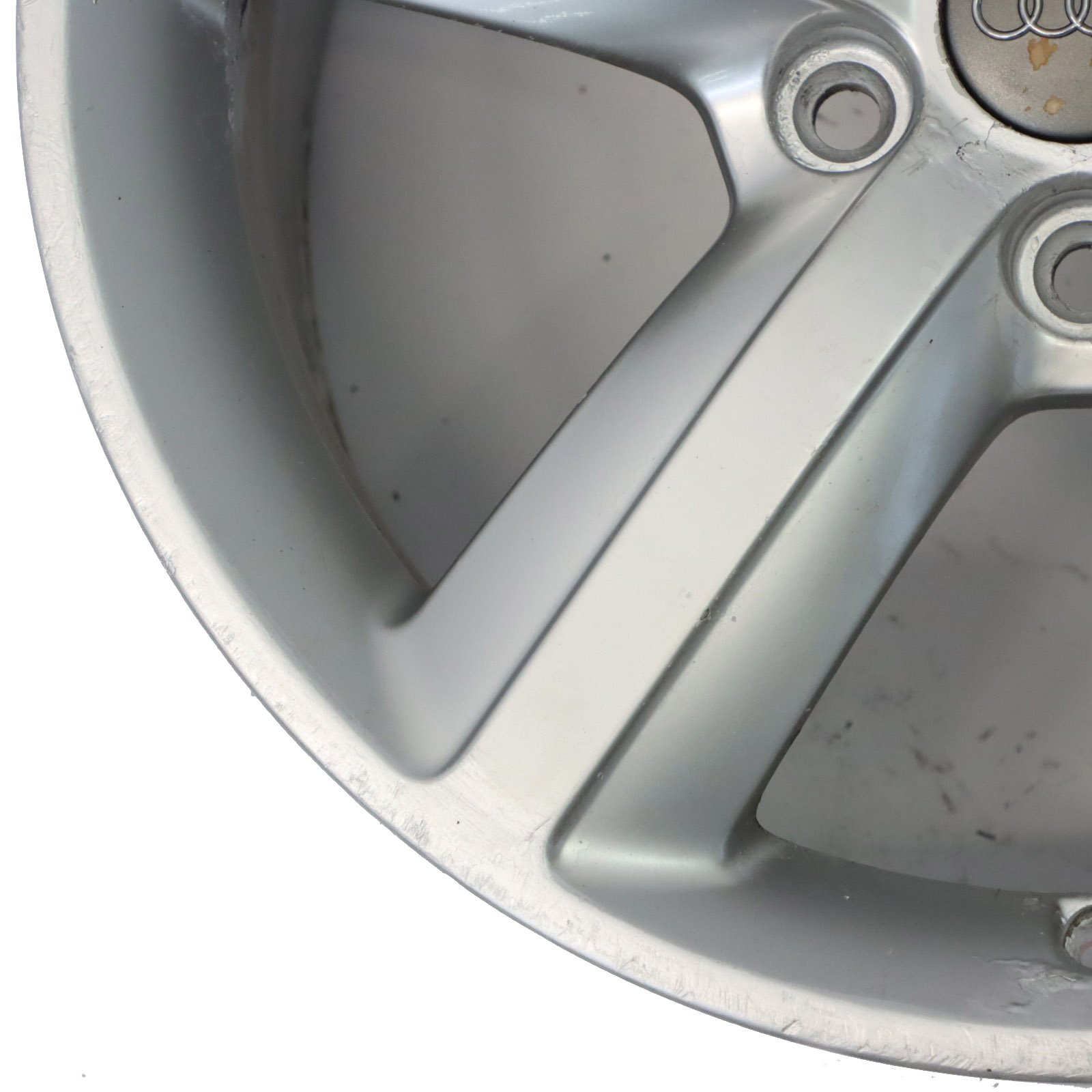 Audi A3 8P Felga Aluminiowa Srebrna 17" 7,5J ET:56 8P0601025AL