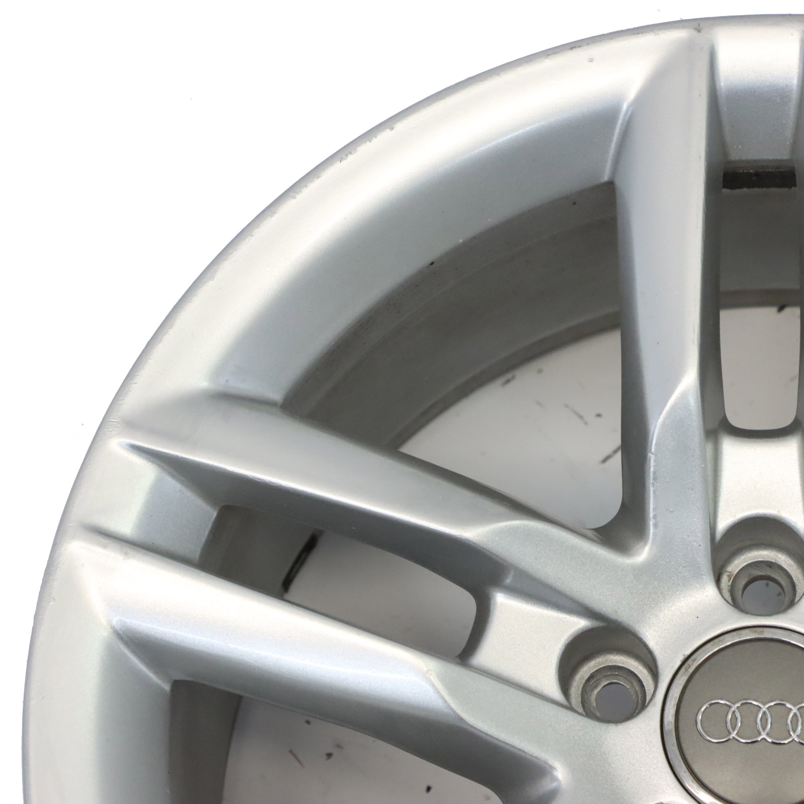 Audi A5 8T Felga Aluminiowa Srebrna 18" 8,5J ET:29 8T0601025CC