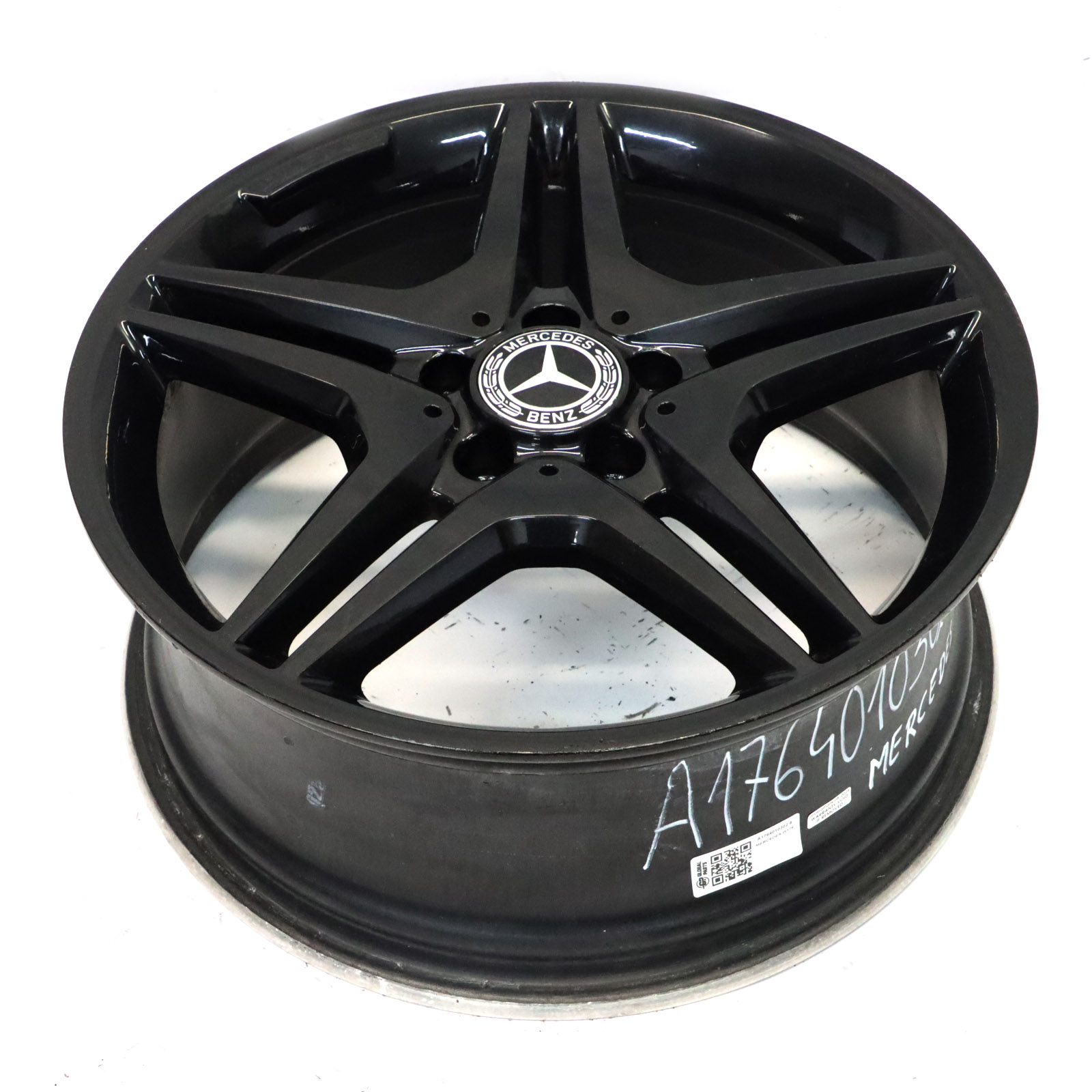 Mercedes W176 W246 AMG Felga Aluminiowa Czarna 18" ET:52 7.5J A1764010302