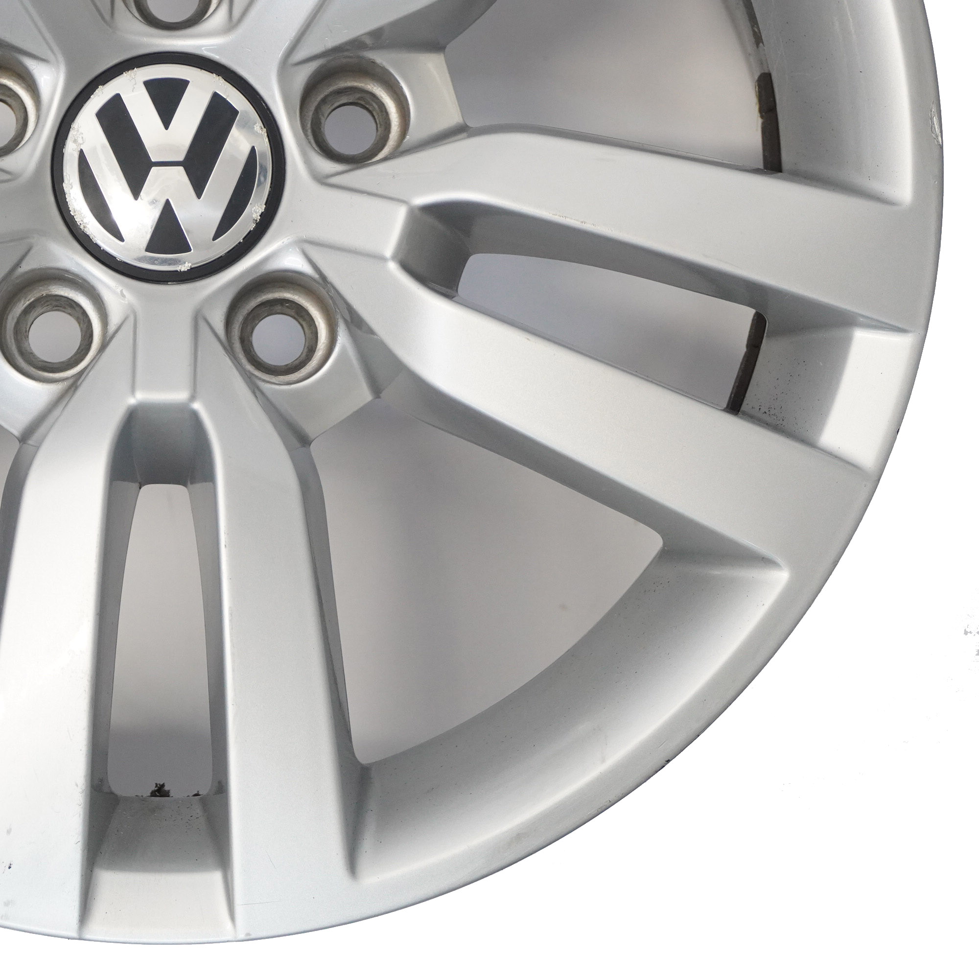 Volkswagen Tiguan 5N Srebrna Felga Aluminiowa 16" 6.5J ET:33 5N0601025R