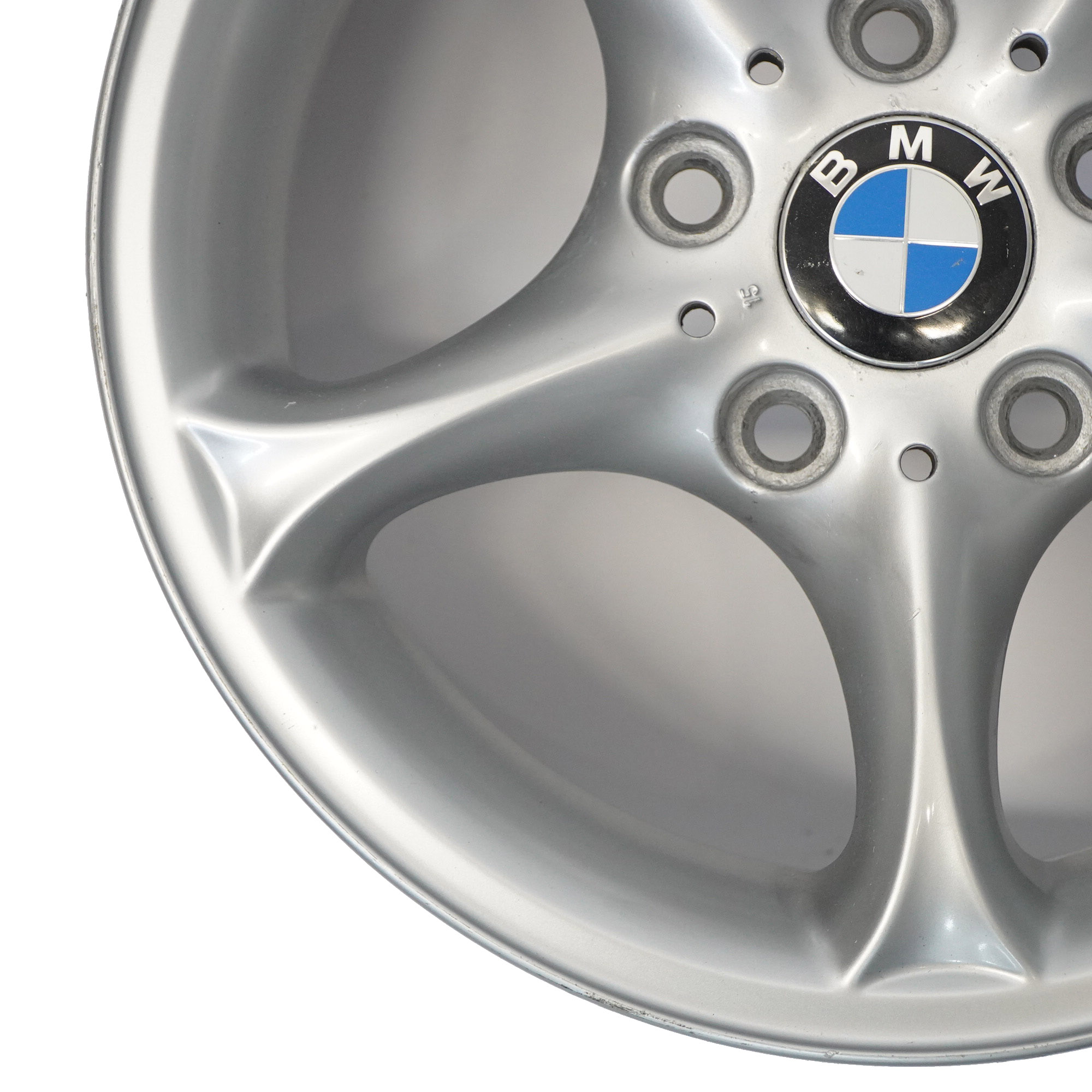 BMW Z4 E85 Srebrna Felga Aluminiowa 16" 7J ET:47 Star Spoke 6758187