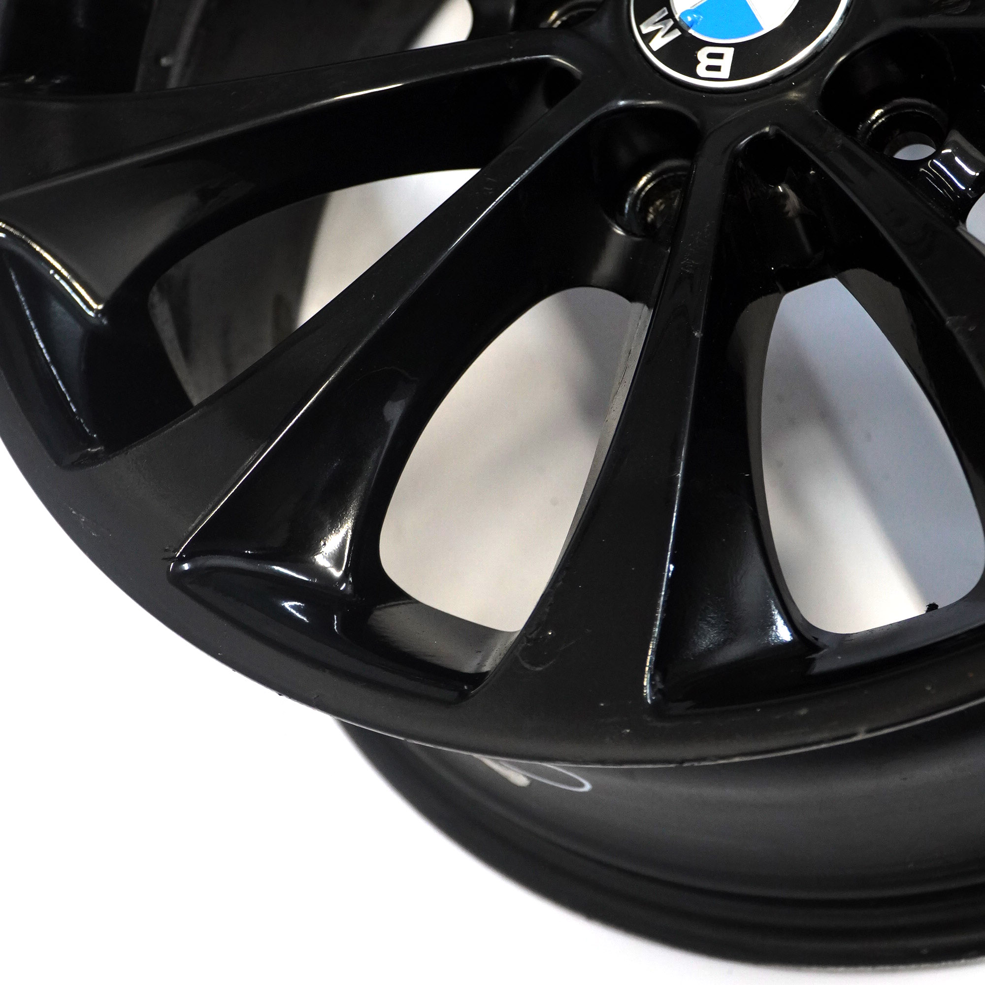 BMW F10 F11 F12 Czarne Felgi Aluminiowe 18" 8J ET:30 Turbine Style 6857665