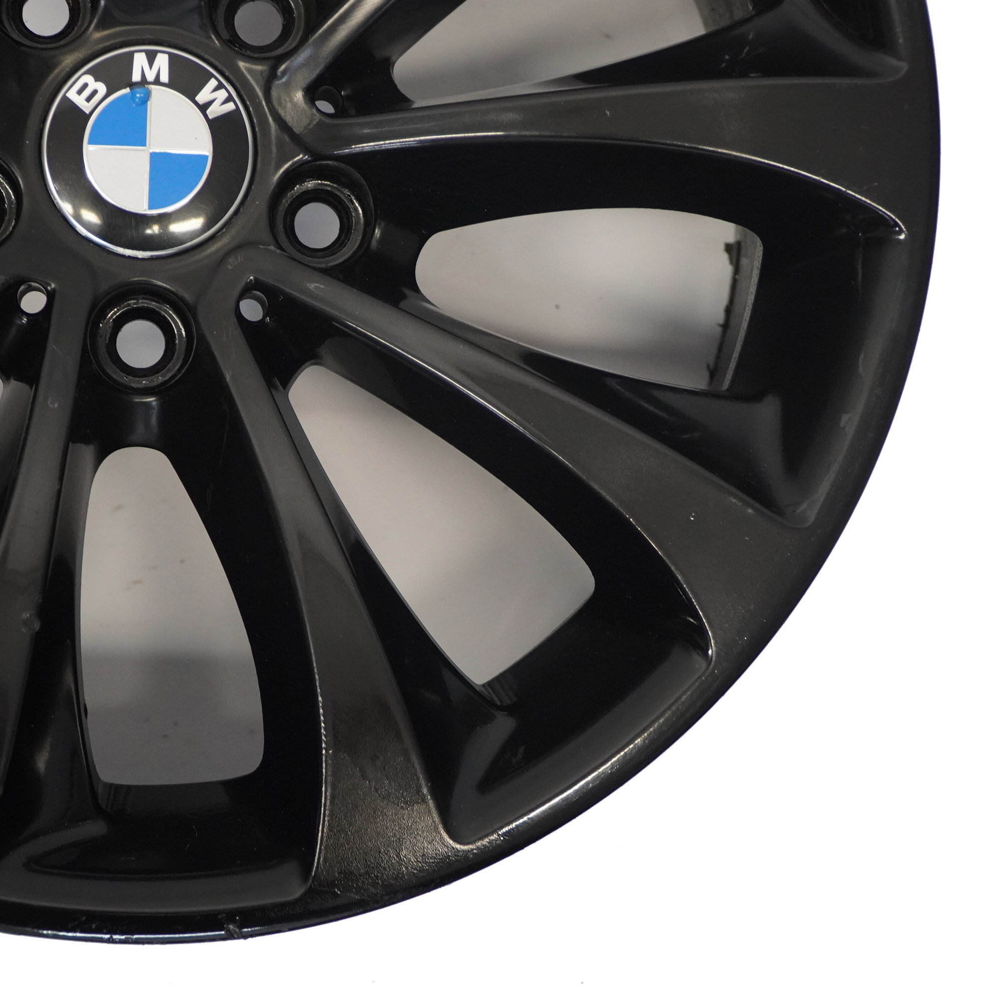 BMW F10 F11 F12 Czarne Felgi Aluminiowe 18" 8J ET:30 Turbine Style 6857665