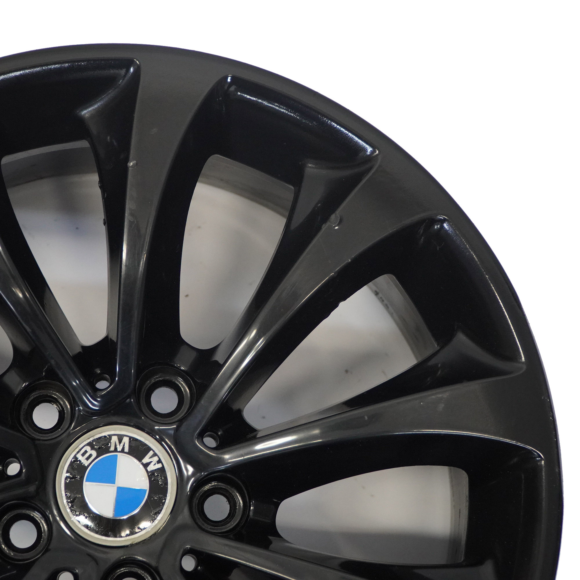 BMW F10 F11 F12 Czarna Felga Aluminiowa 18" 8J ET:30 Wzór Turbiny 6857665