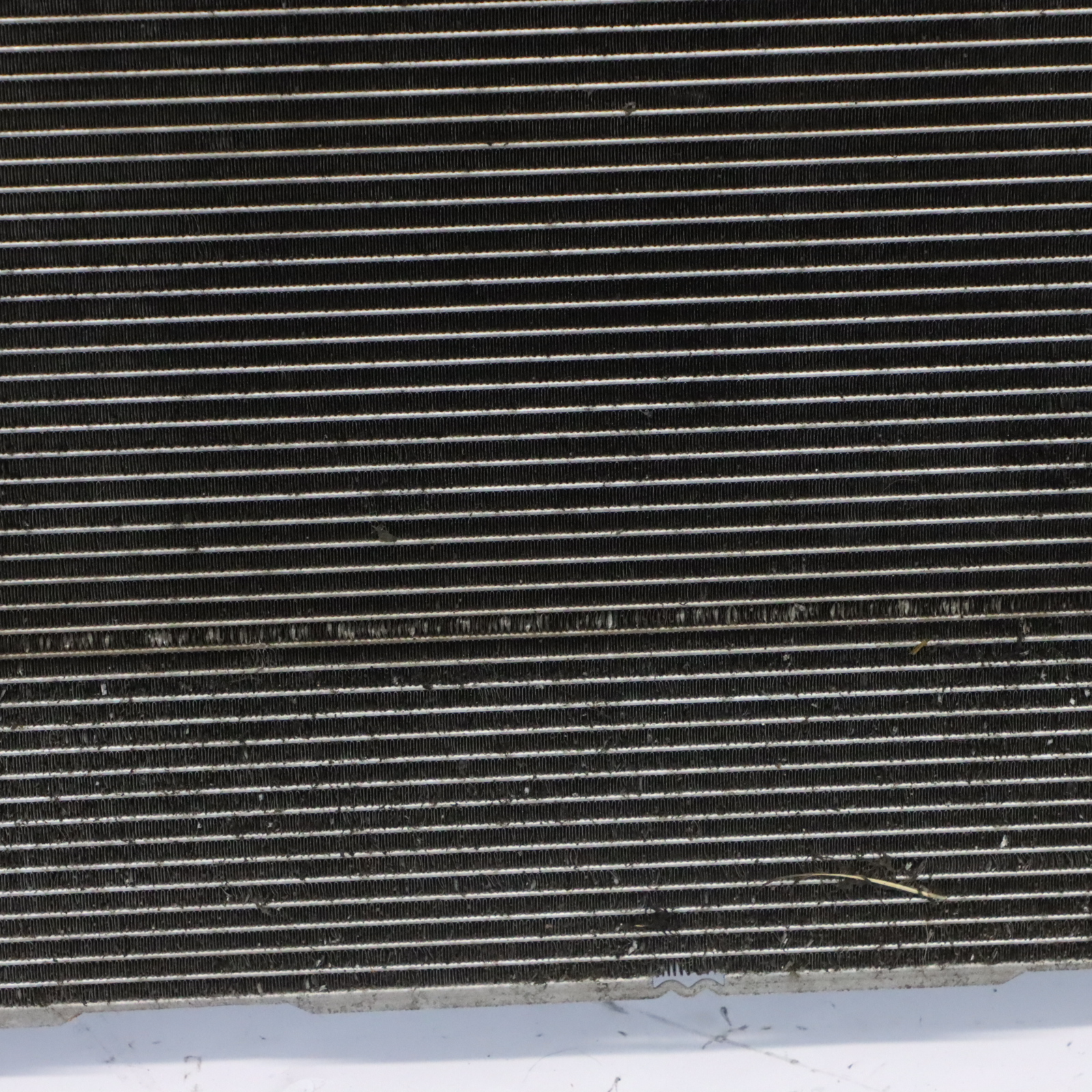 Audi A4 B8 2.0 TDI Diesel Radiator Chłodnica 8K0121251T