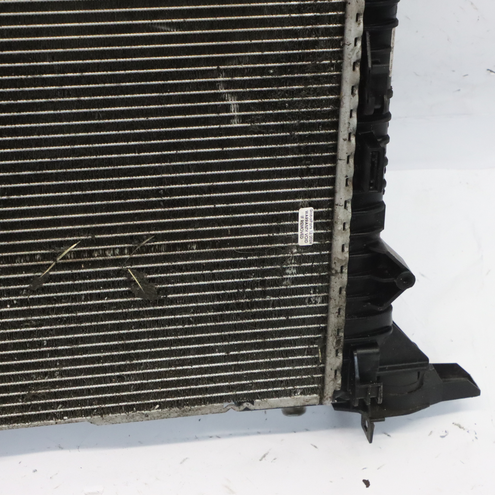 Audi A4 B8 2.0 TDI Diesel Radiator Chłodnica 8K0121251T