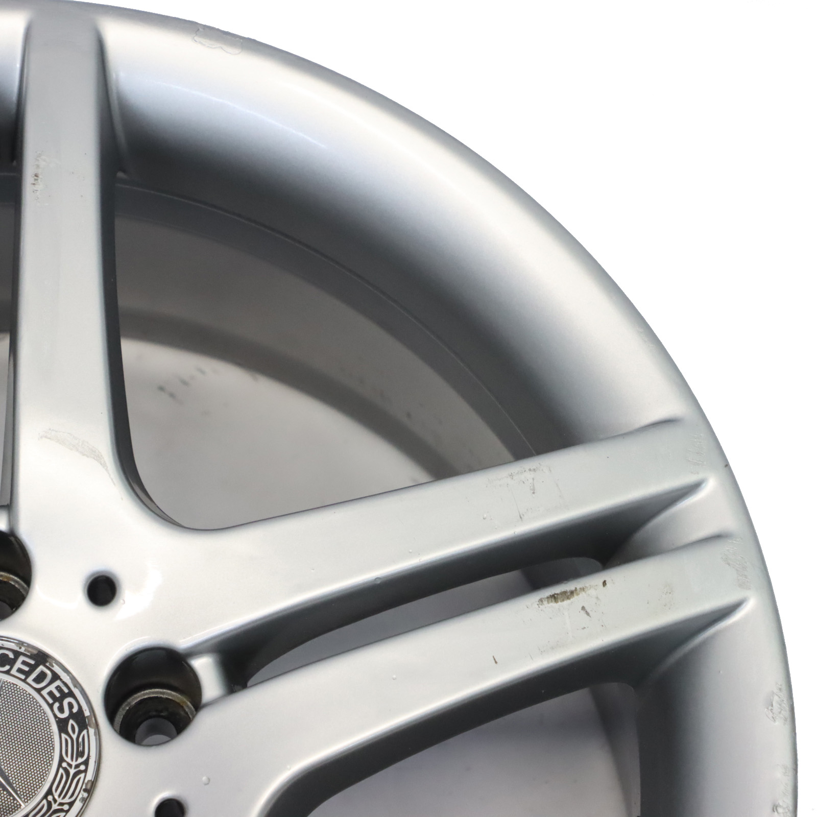 Mercedes W203 Srebrna Felga Aluminiowa 18" ET:30 8,5J A2034015602