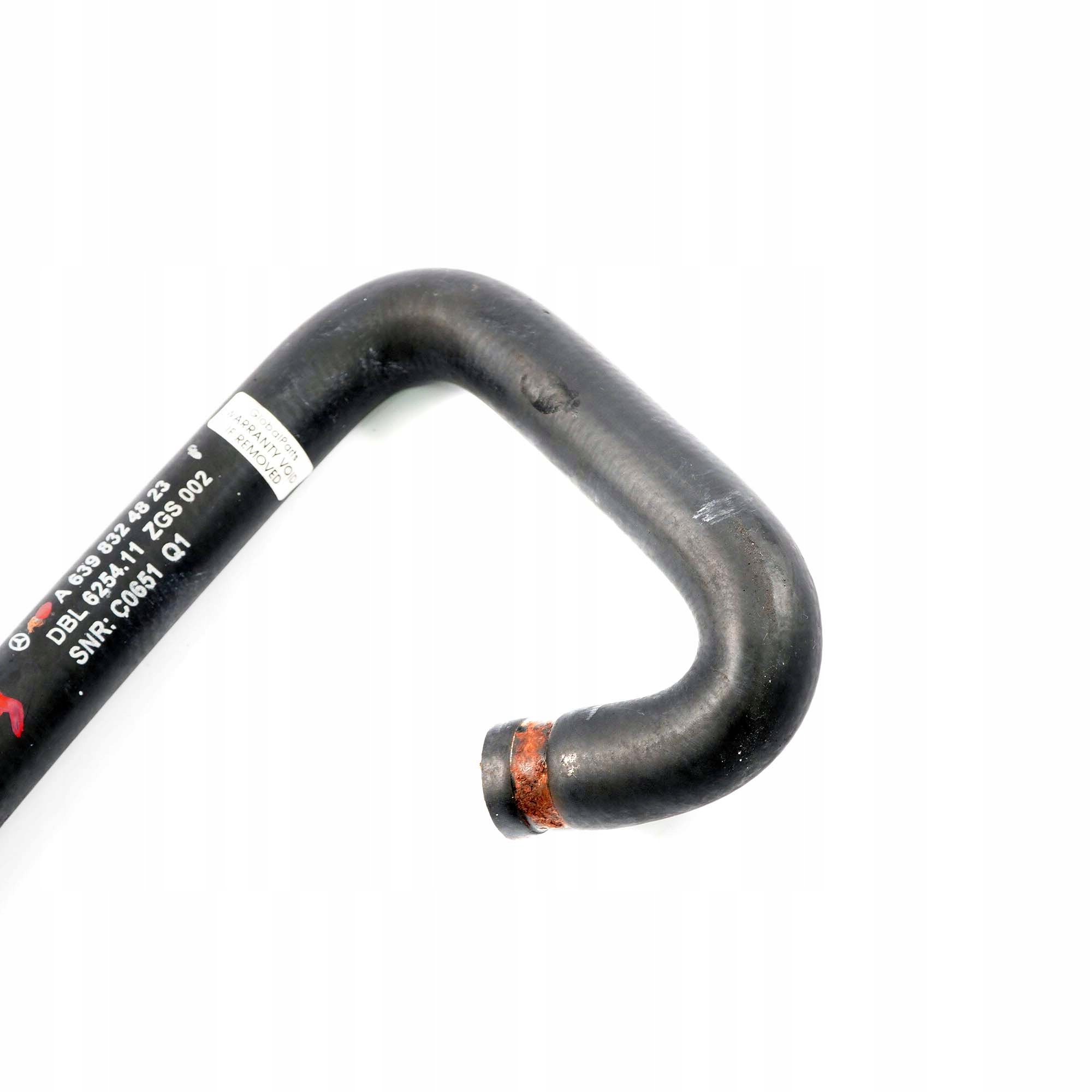 Mercedes-Benz Vito W639 Heat Exchanger Water Coolant Hose Pipe A6398324823