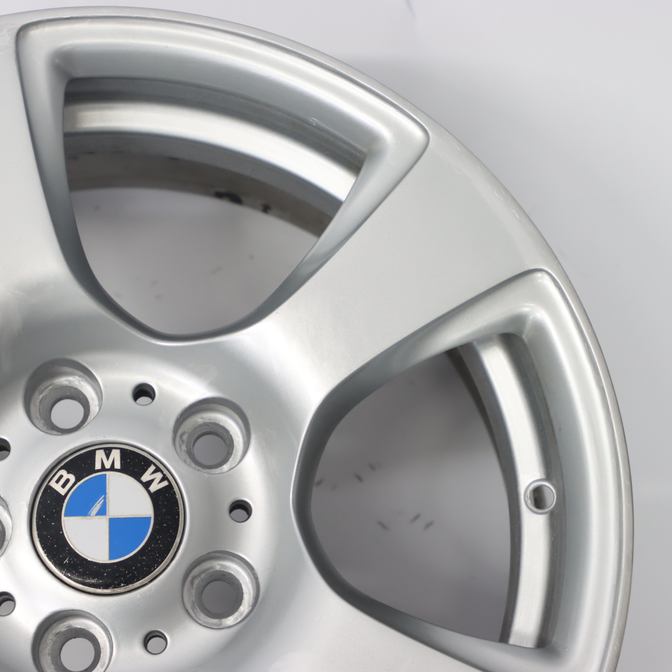 BMW E90 Felga aluminiowa 17" 8J ET:34 6770239