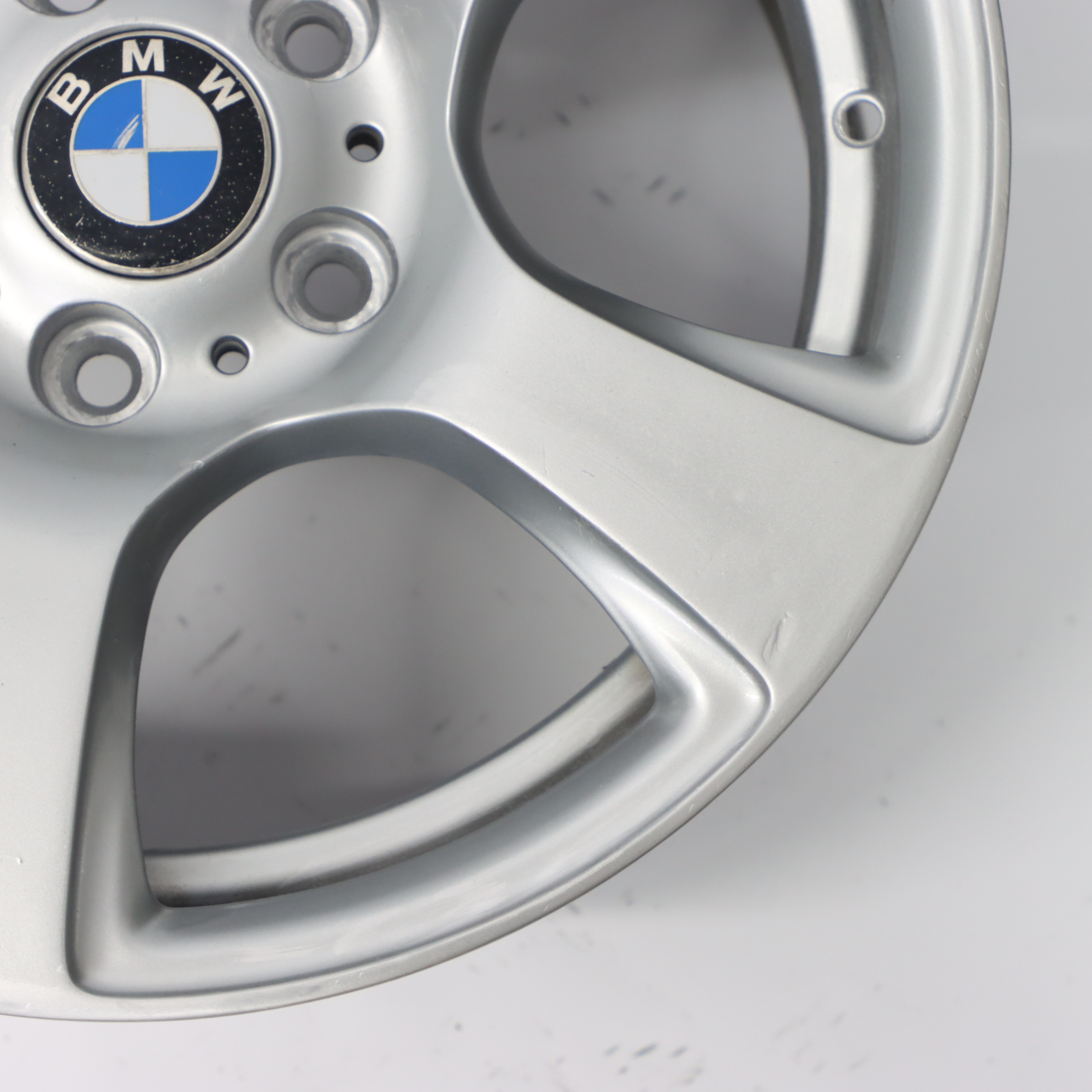 BMW E90 Felga aluminiowa 17" 8J ET:34 6770239