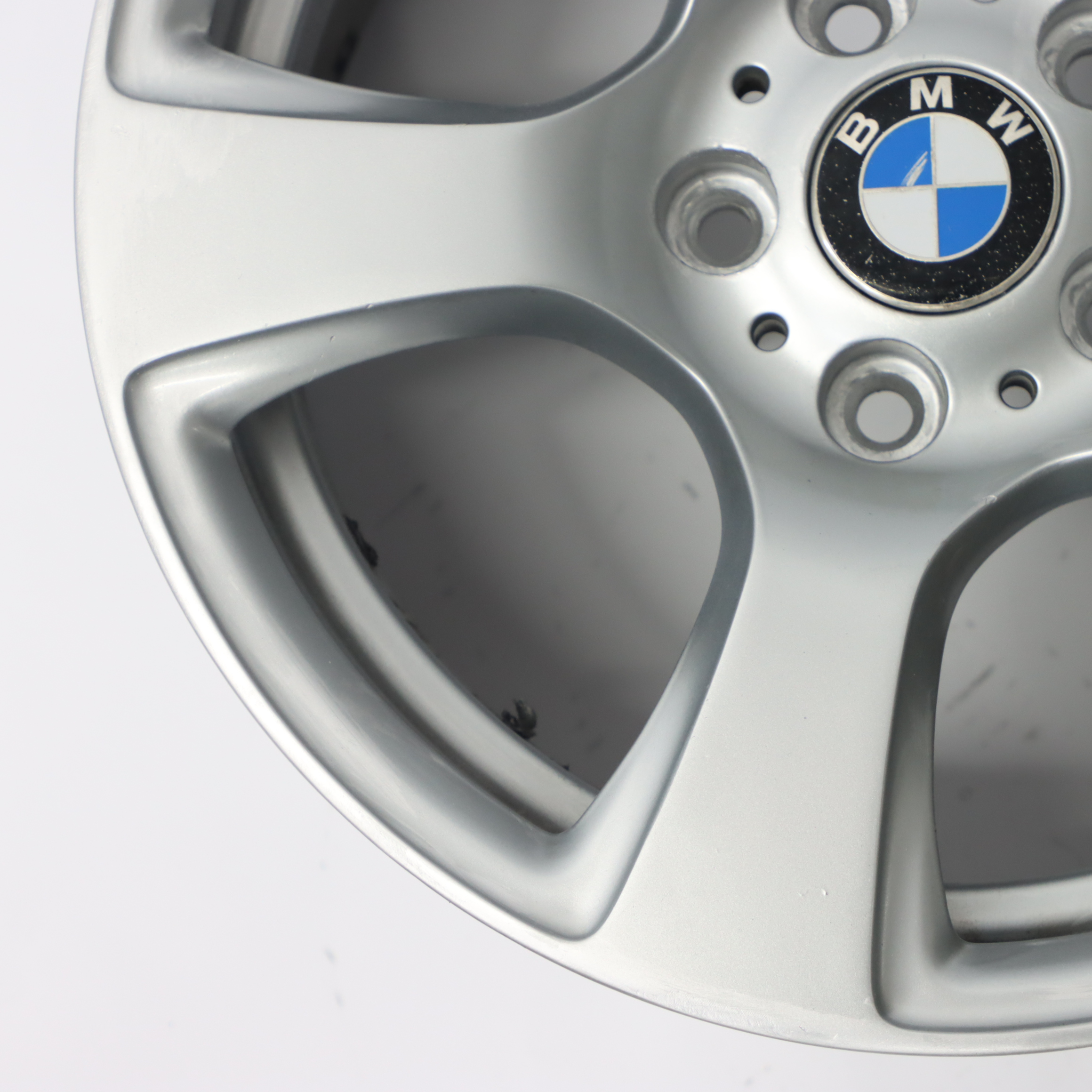 BMW E90 Felga aluminiowa 17" 8J ET:34 6770239