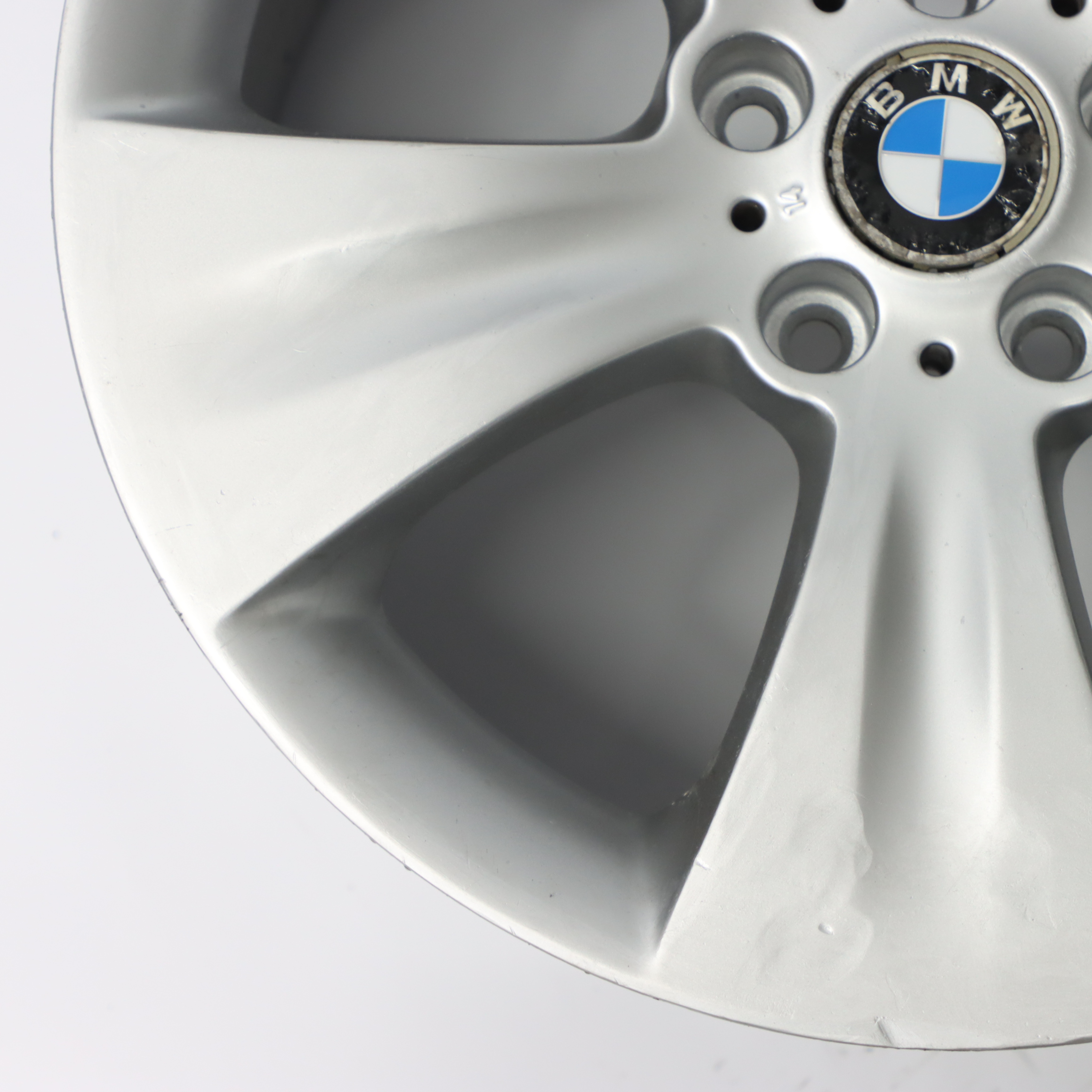 BMW E70 Felga aluminiowa 19" 10J 6772248