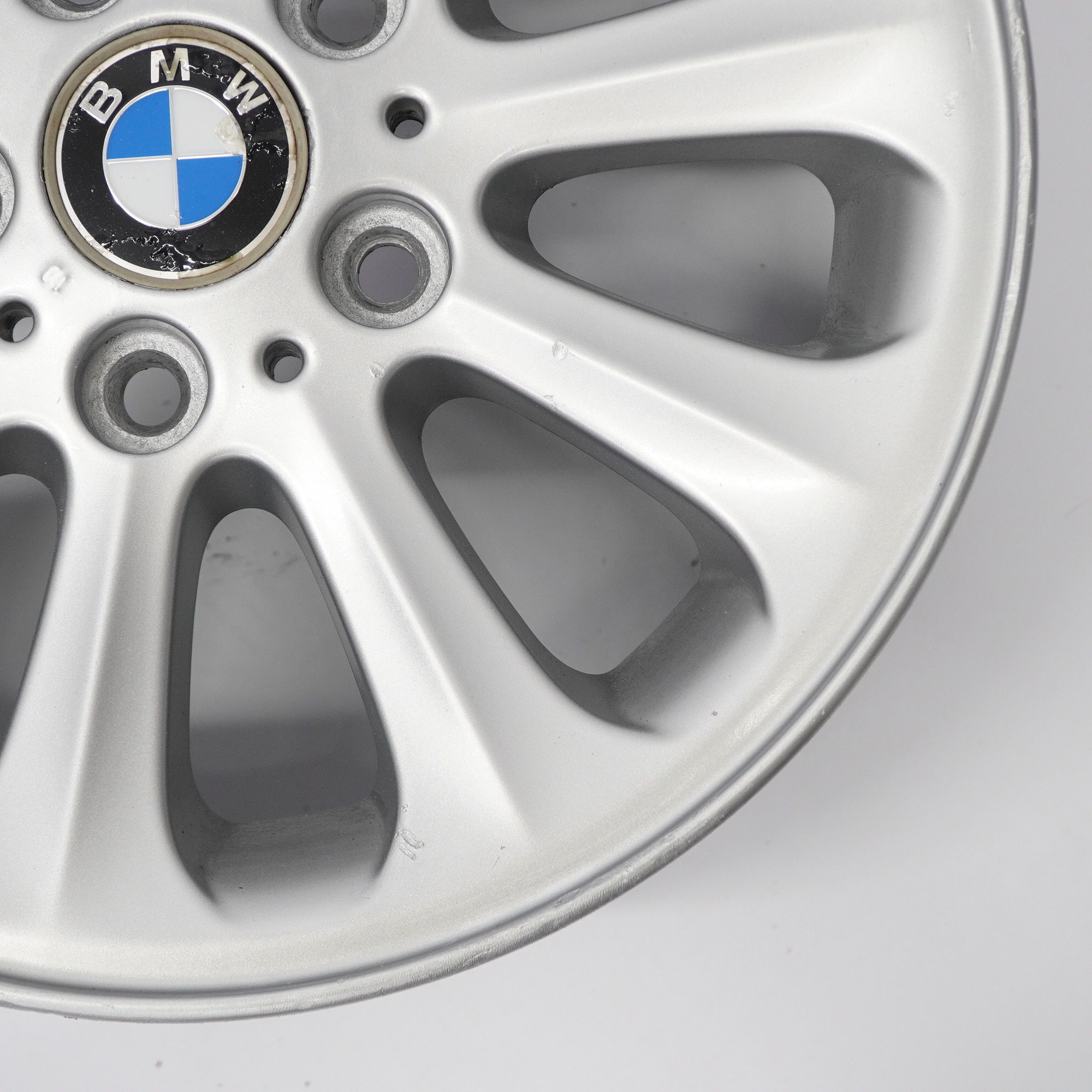 BMW E81 E87 Felga aluminiowa 16" 6,5J 6775618