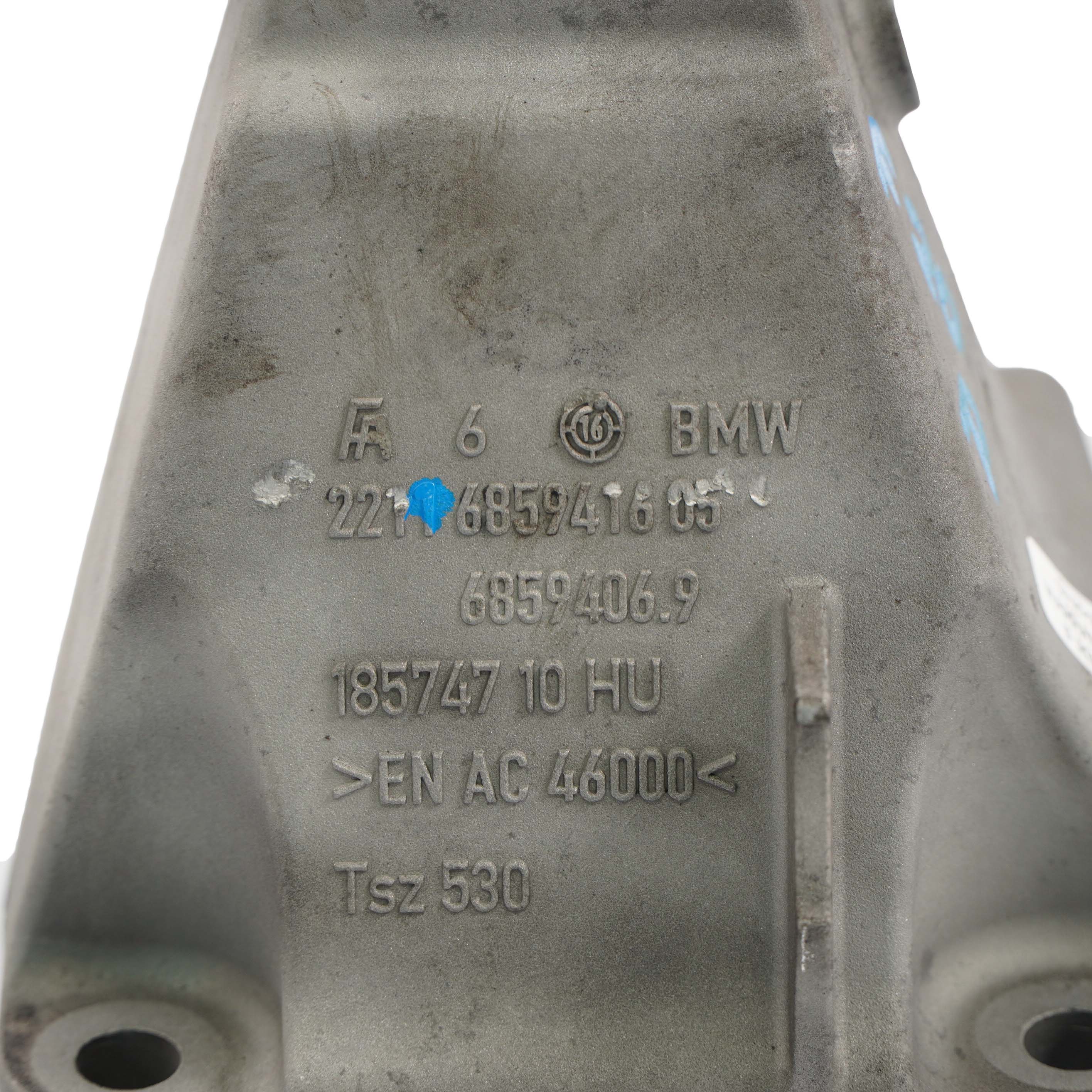 BMW F20 F30 LCI Benzyna Łapa silnika prawa 6859416