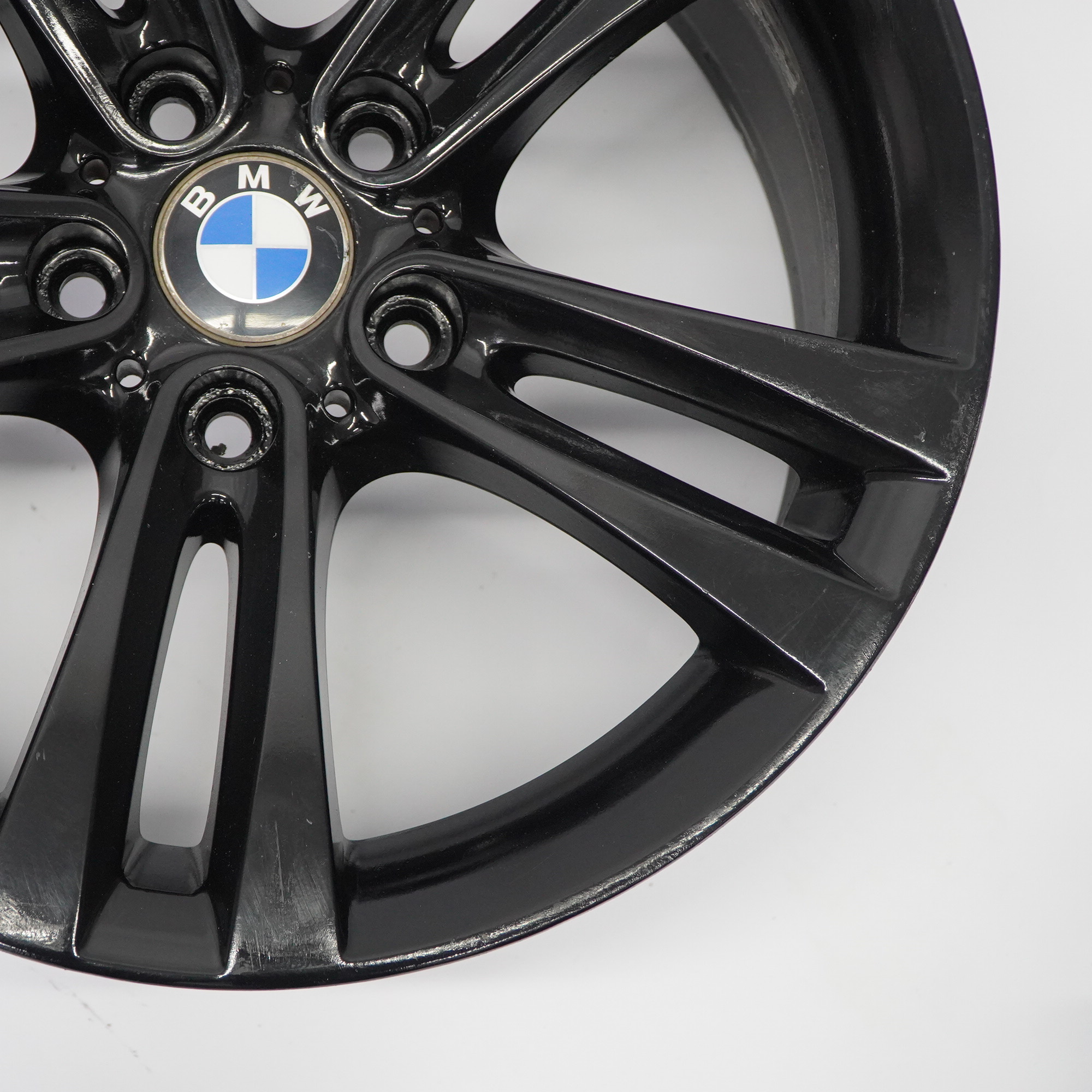 BMW F30 F31 F32 Felga Aluminiowa Czarna 18" 8J ET:34 6882588