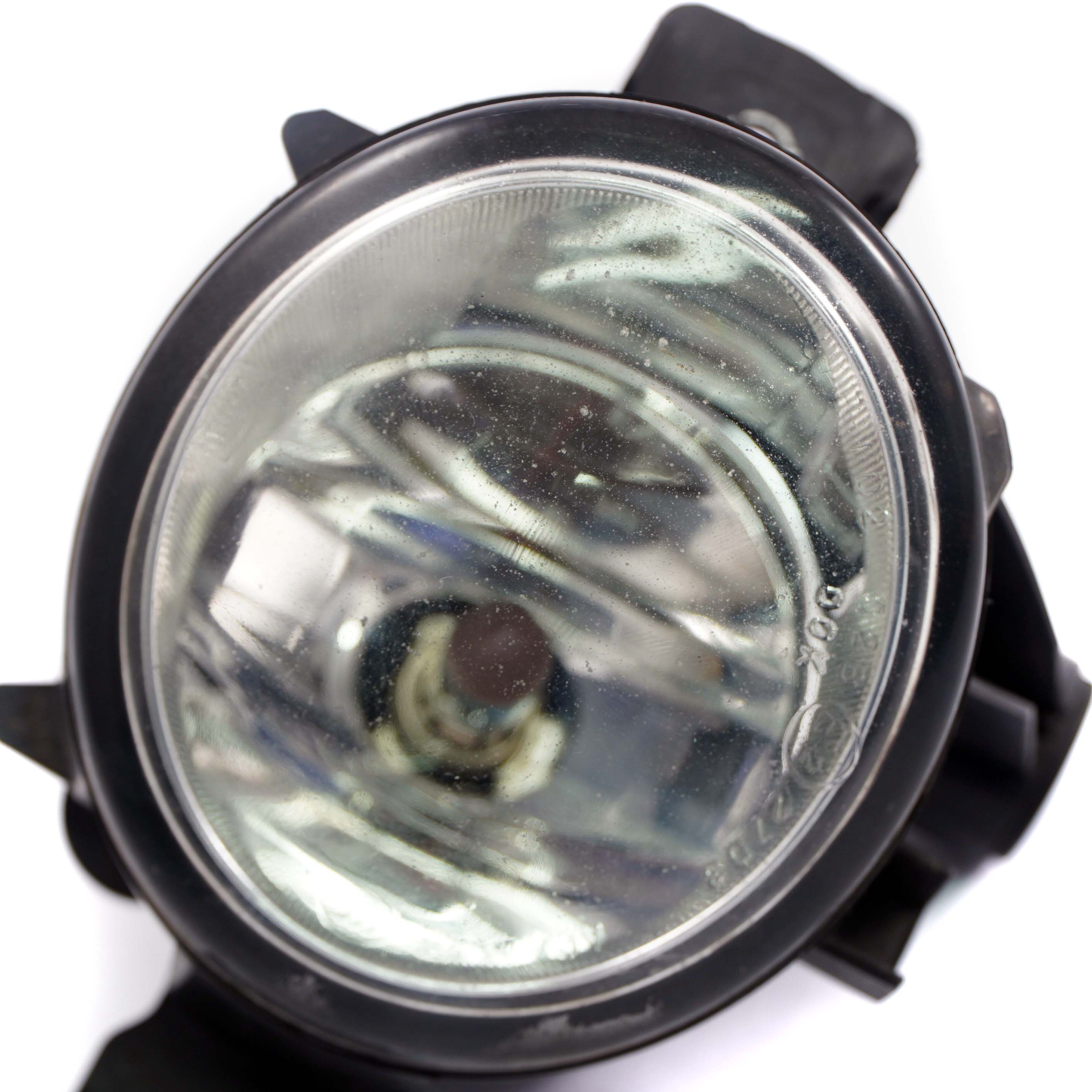 BMW E70 Lampa przeciwmgielna lewa halogen 7184317