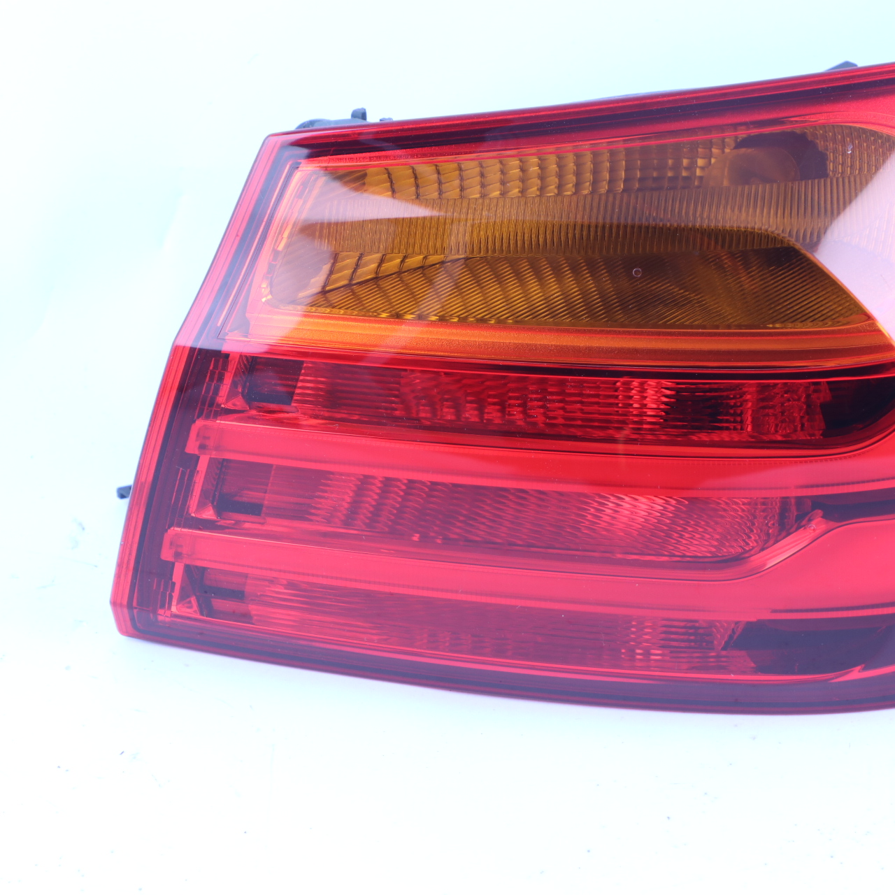 Rear Lamp BMW F32 F33 F36 F82 M4 Light Side Panel Right O/S Tail Light 7296098