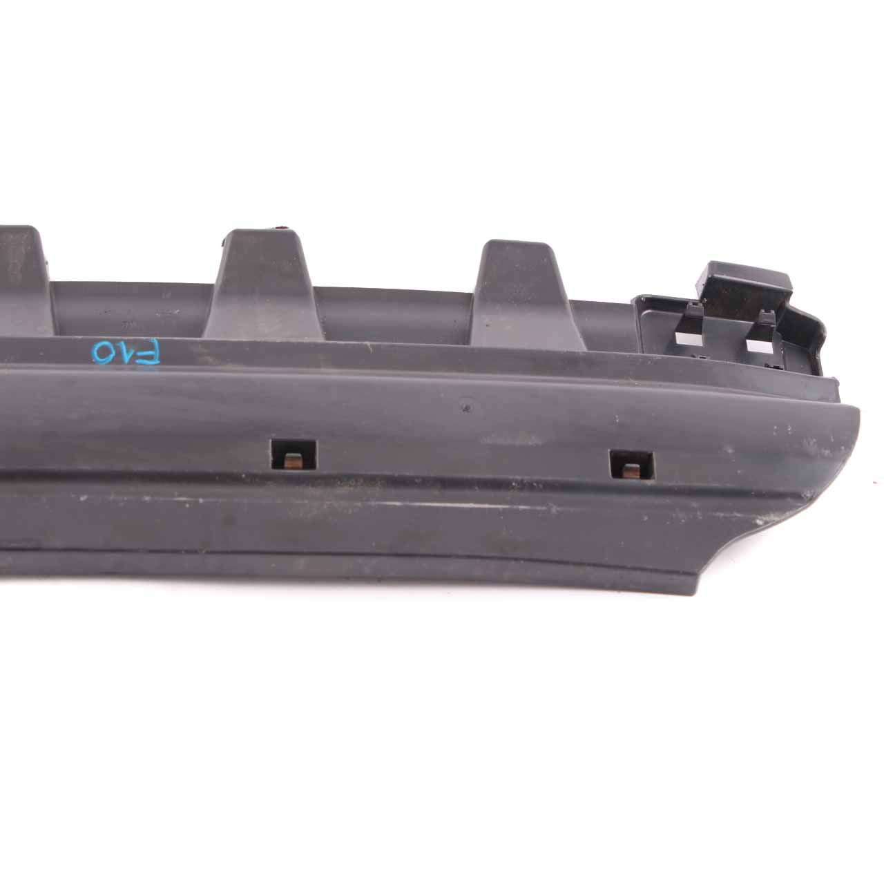 BMW F10 Bumper Adapter Rear Cover Middle Mounting Bracket Panel 7204017