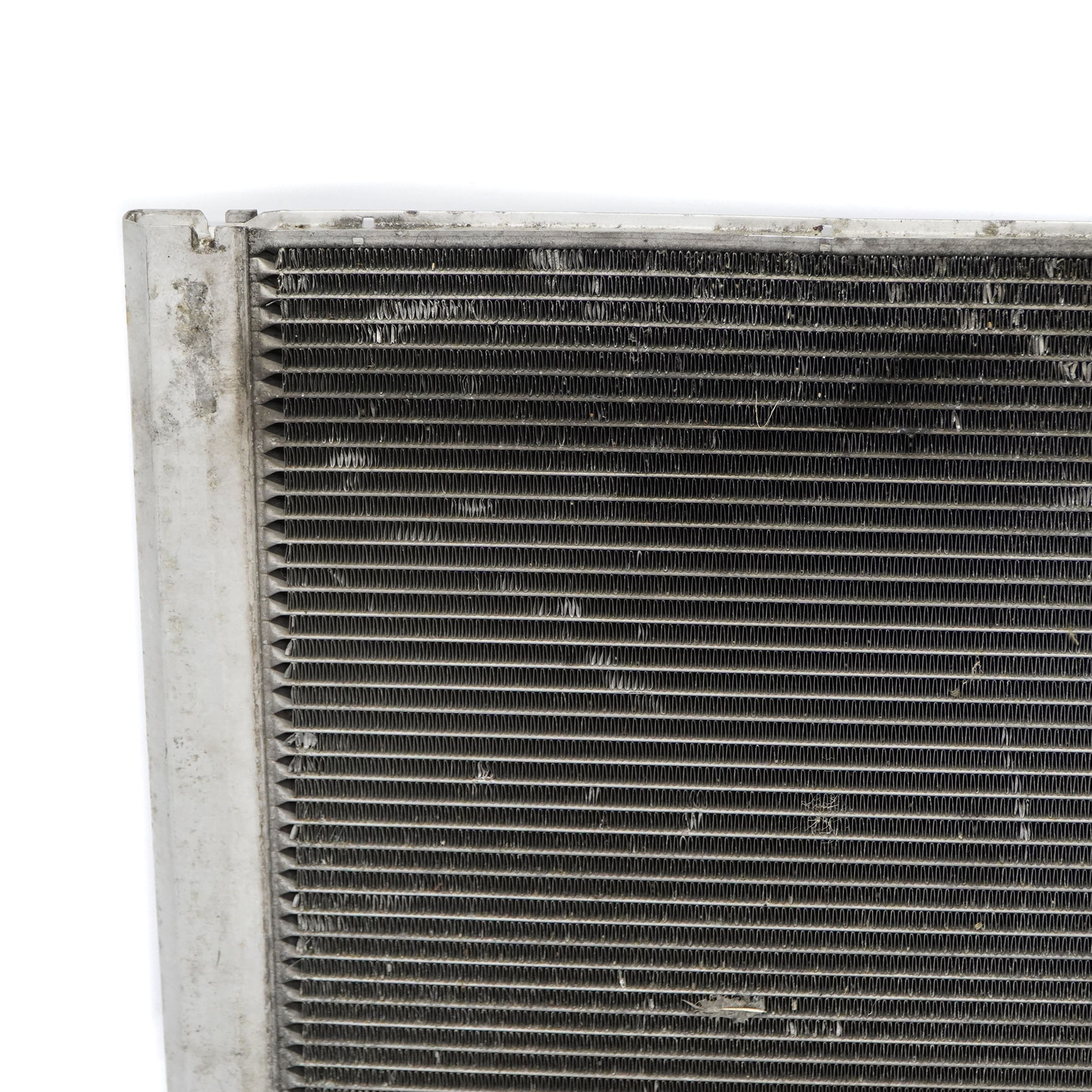 BMW E60 E61 E63 E64 Chłodnica Wody Radiator 7519210