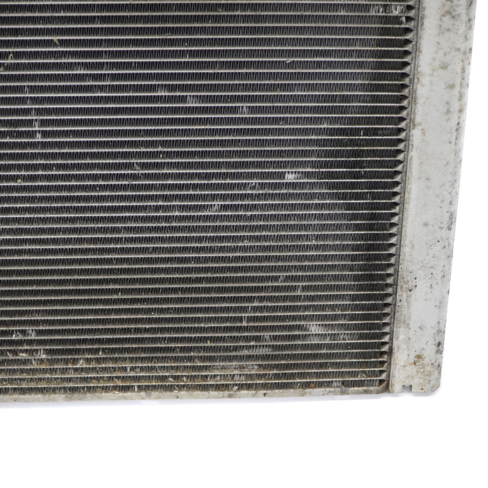 BMW E60 E61 E63 E64 Chłodnica Wody Radiator 7519210