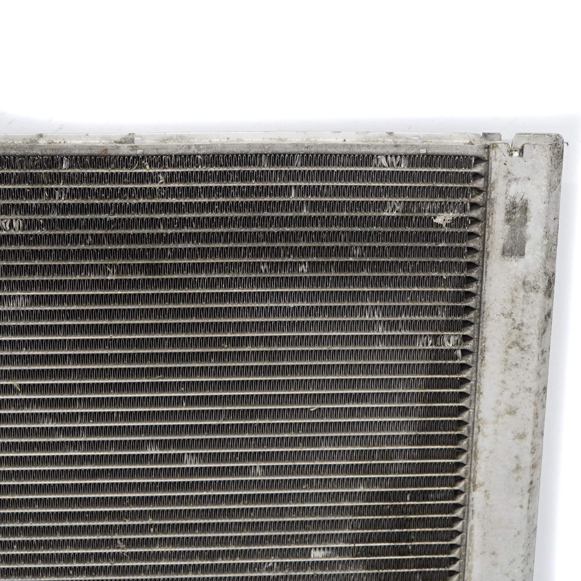 BMW E60 E61 E63 E64 Chłodnica Wody Radiator 7519210