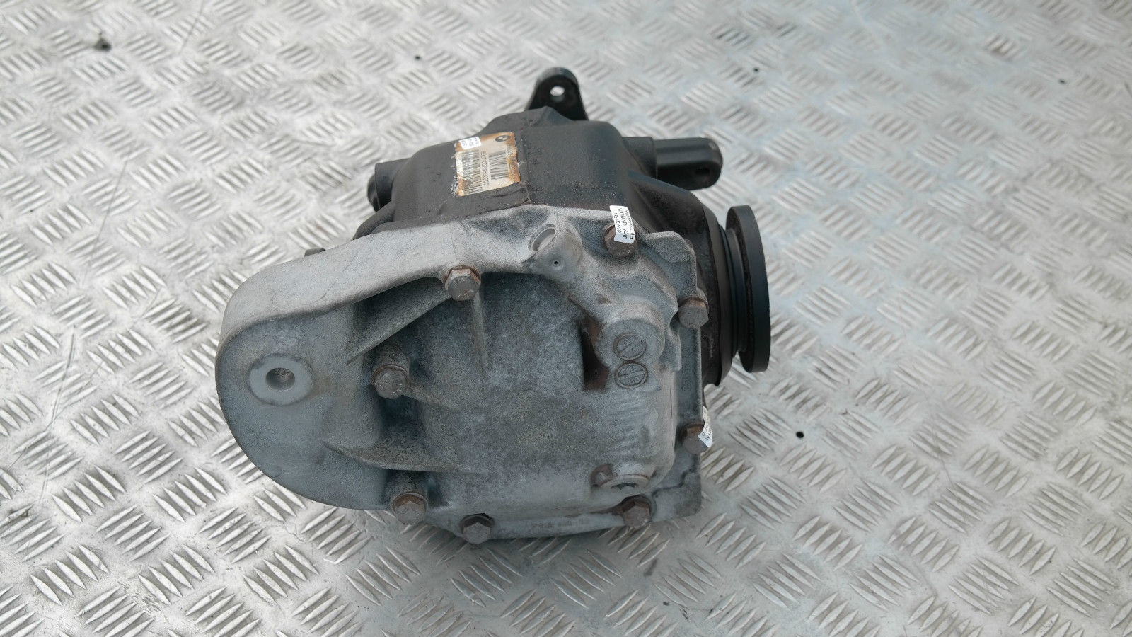 BMW E87 LCI E90 E91 120d 320d N47 Rear Differential Diff 2,56 Ratio WARRANTY