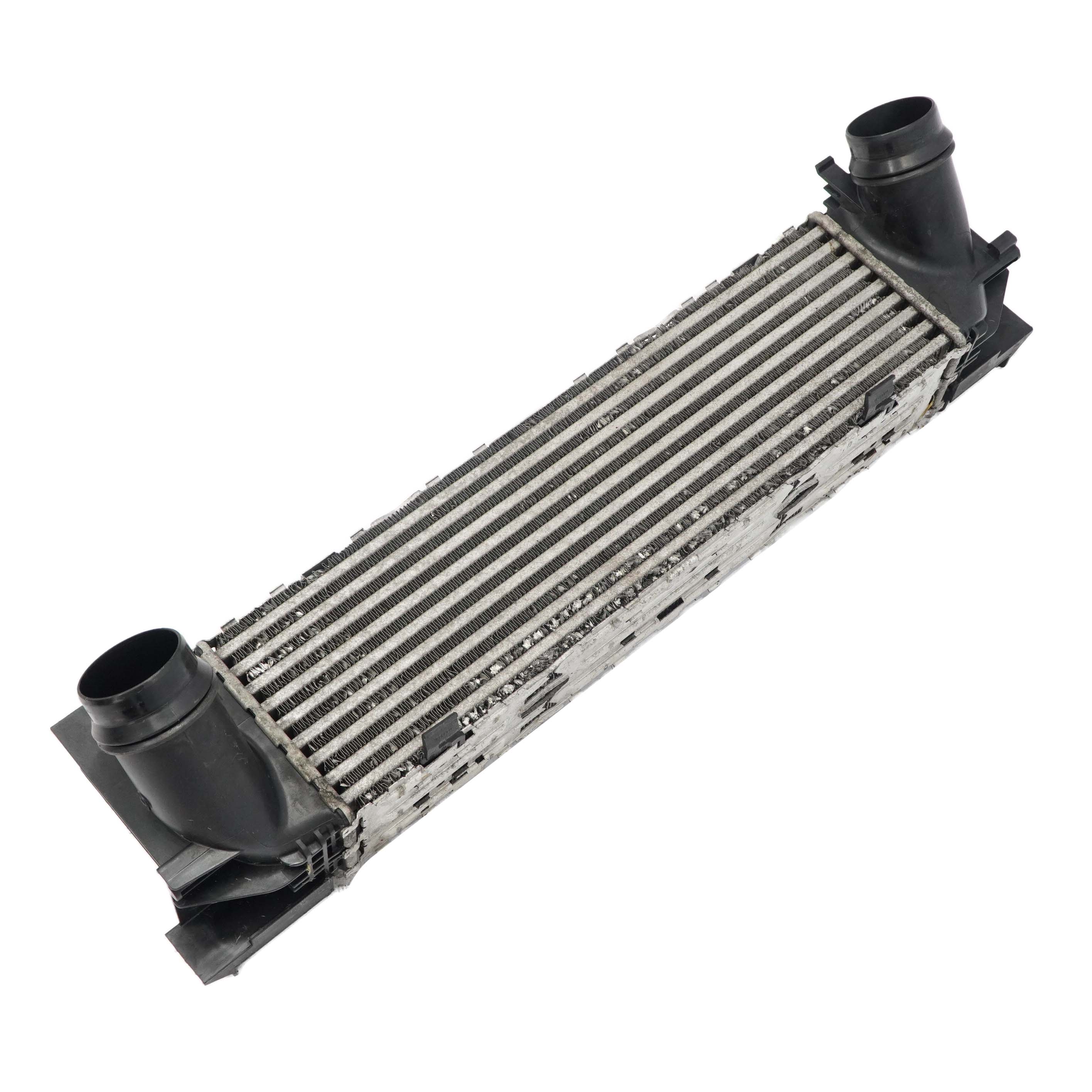 BMW F20 F22 F30 Intercooler Chłodnica Powietrza