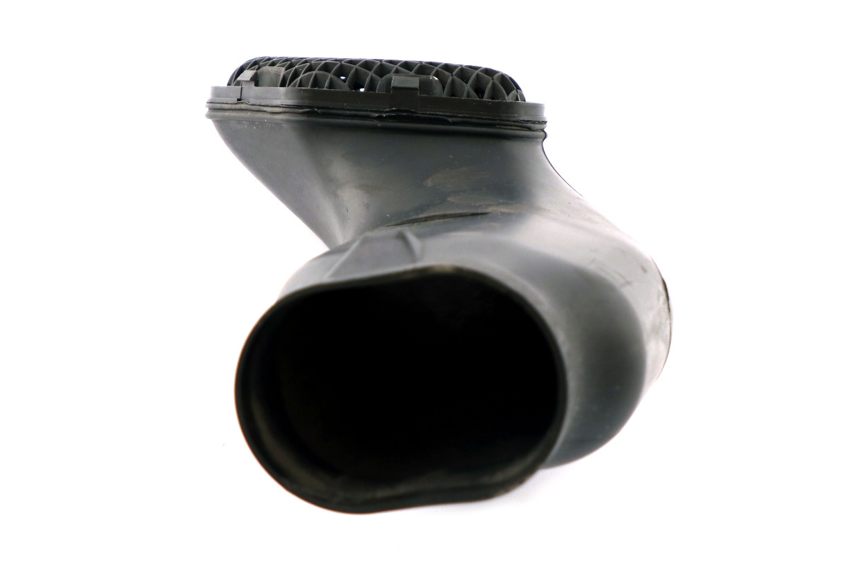 BMW 5 Series E60 E61 Diesel air intake silencer duct 7796692