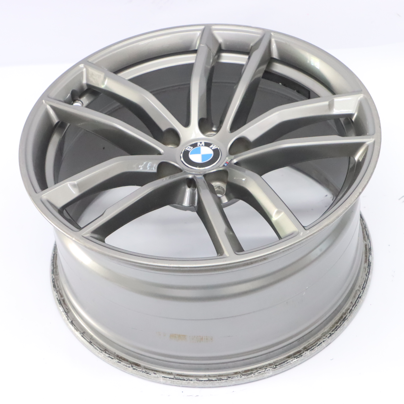 BMW G30 Tylna Felga Aluminiowa Ferric Szara 18" 9J ET:44 662M 8093406