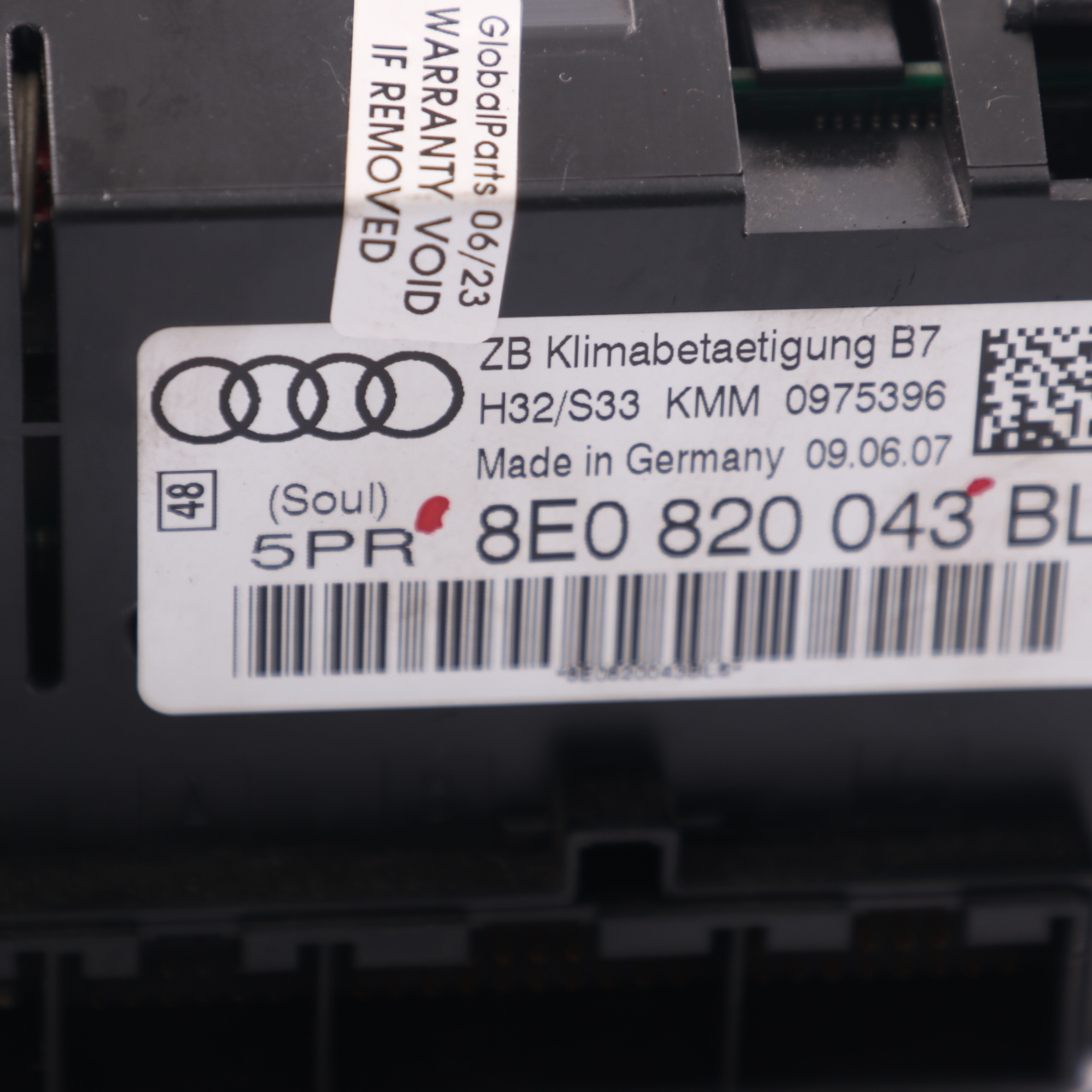 Audi A4 B7 Panel Klimatyzacji 8E0820043