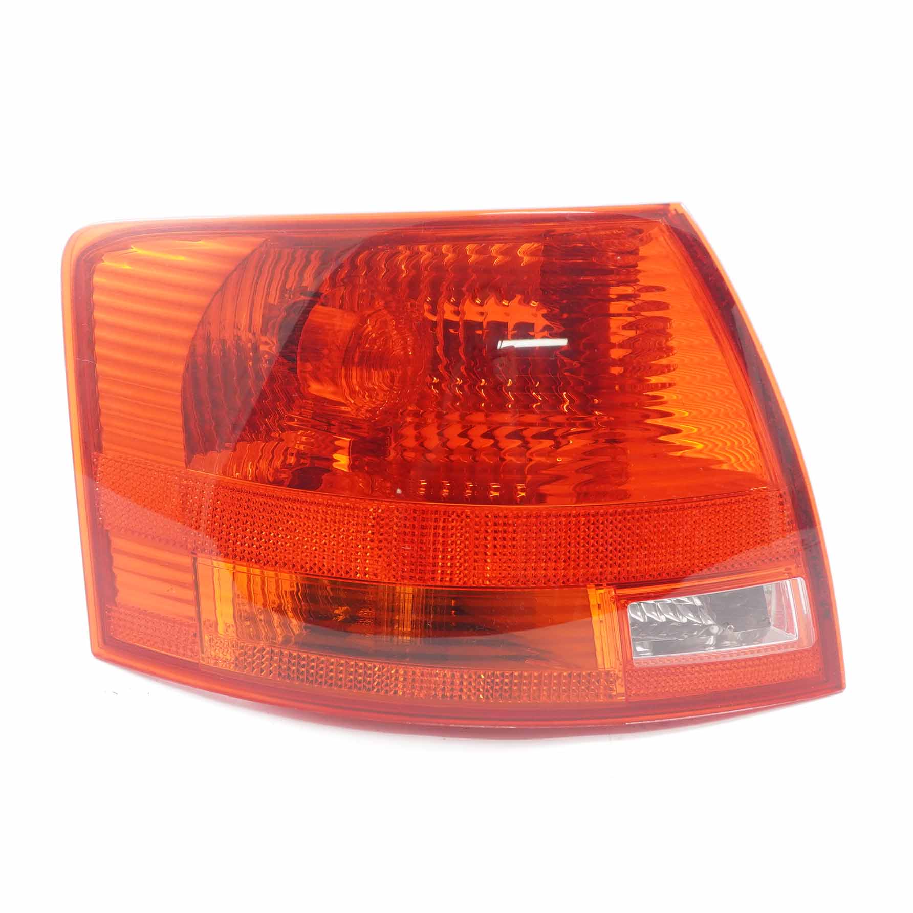 Audi A4 B7 Lampa Lewy Tył Lewa Tylna 8E9945095E